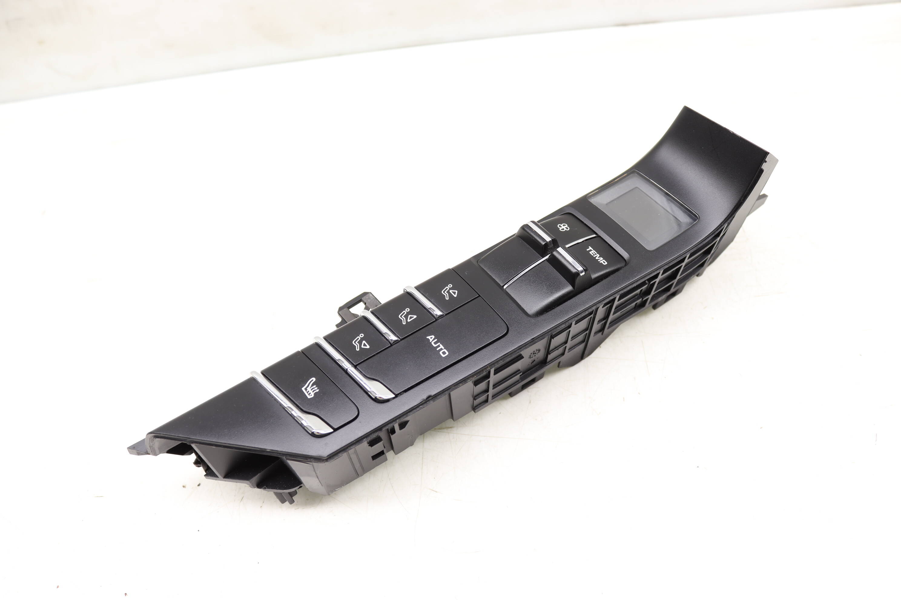 Ac Climate Control /Temp Switch Unit 7P5907040AA 95865310203