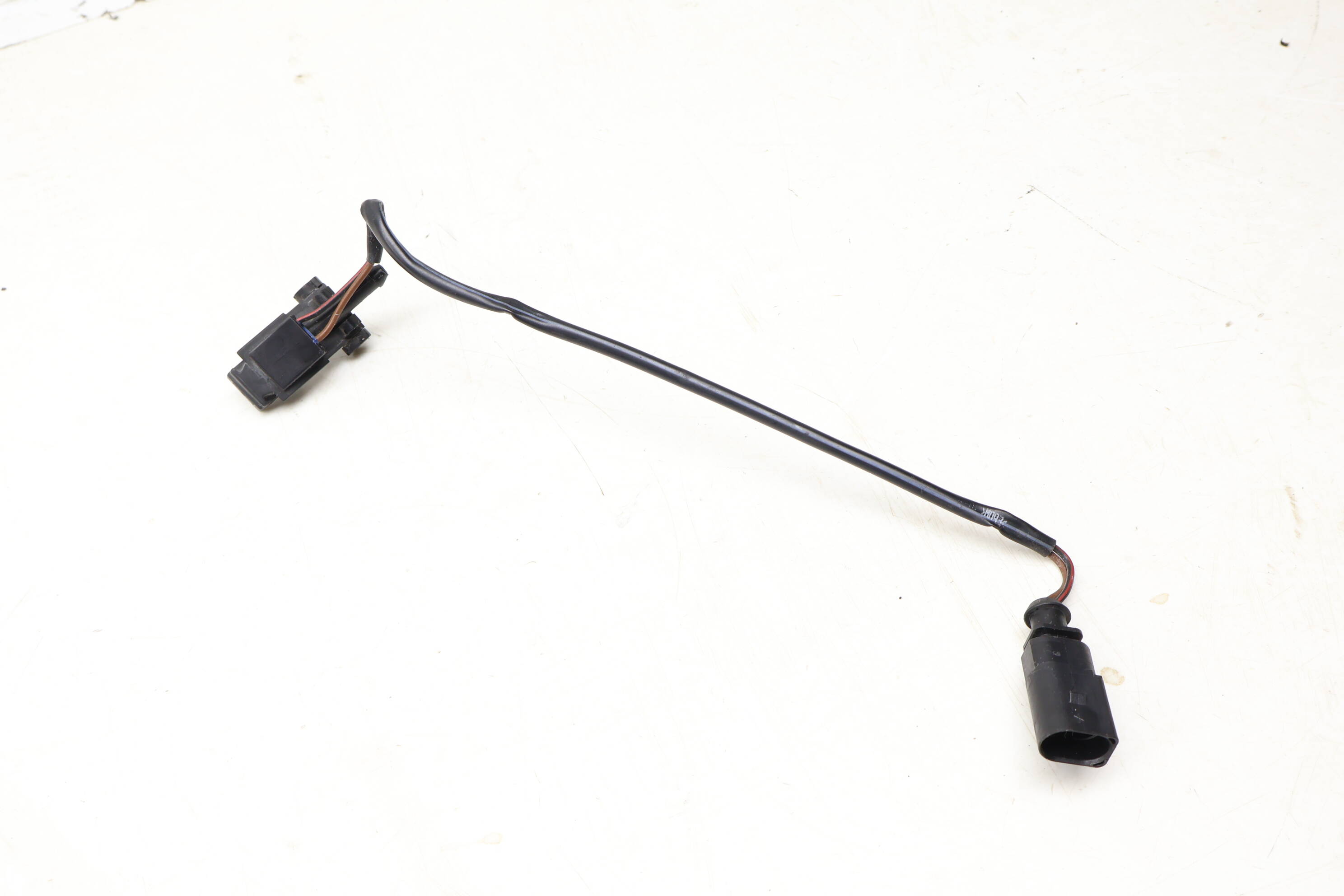 Windshield Washer Sprayer Jet / Nozzle 8N0955986C