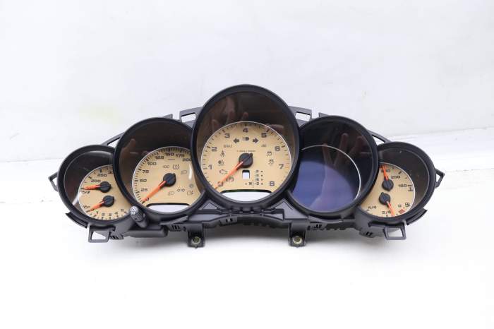 Instrument Cluster / Speedometer 97064198206 main product photo