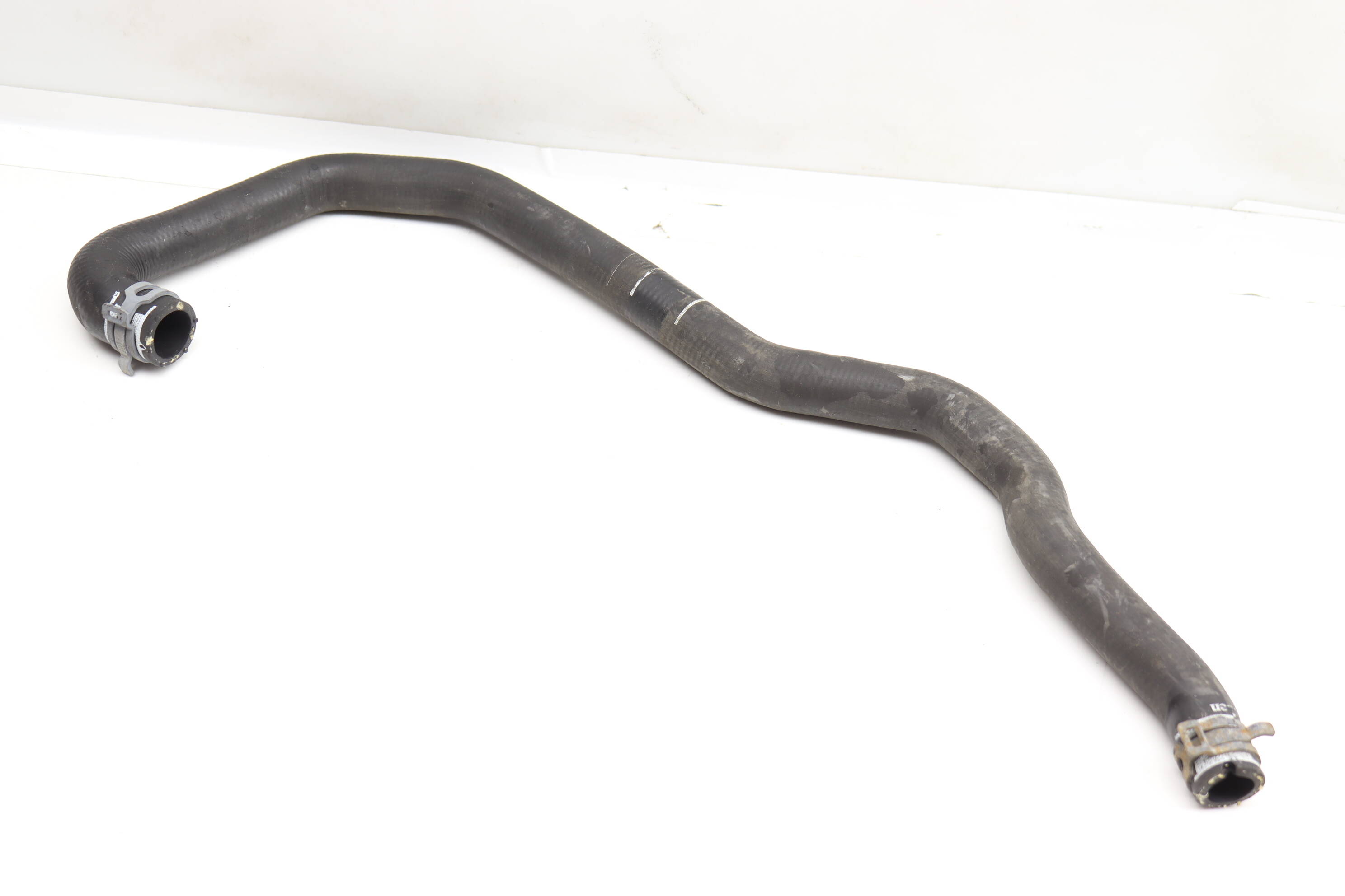 Coolant / Water Pump Hose / Line 8K0145921Q