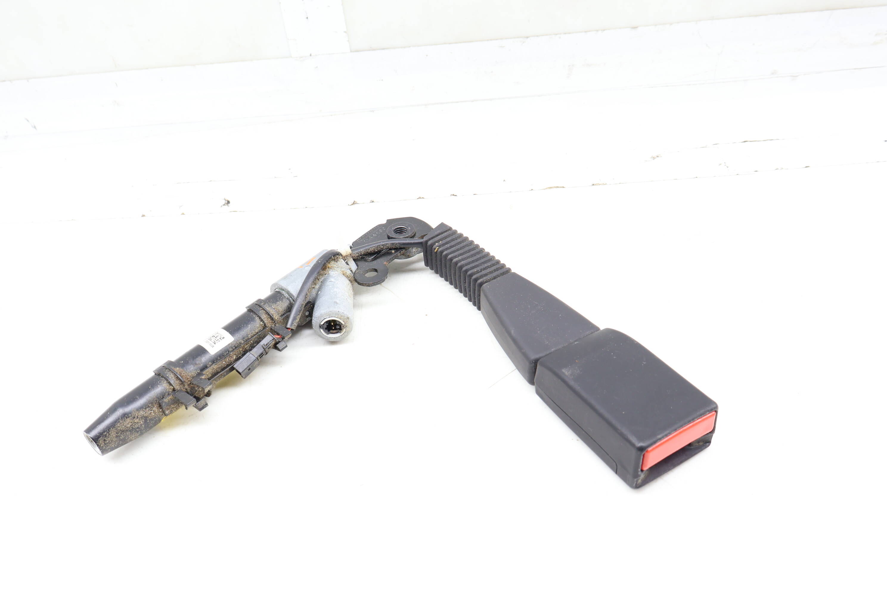 Seat Belt Buckle / Receiver 72117295963