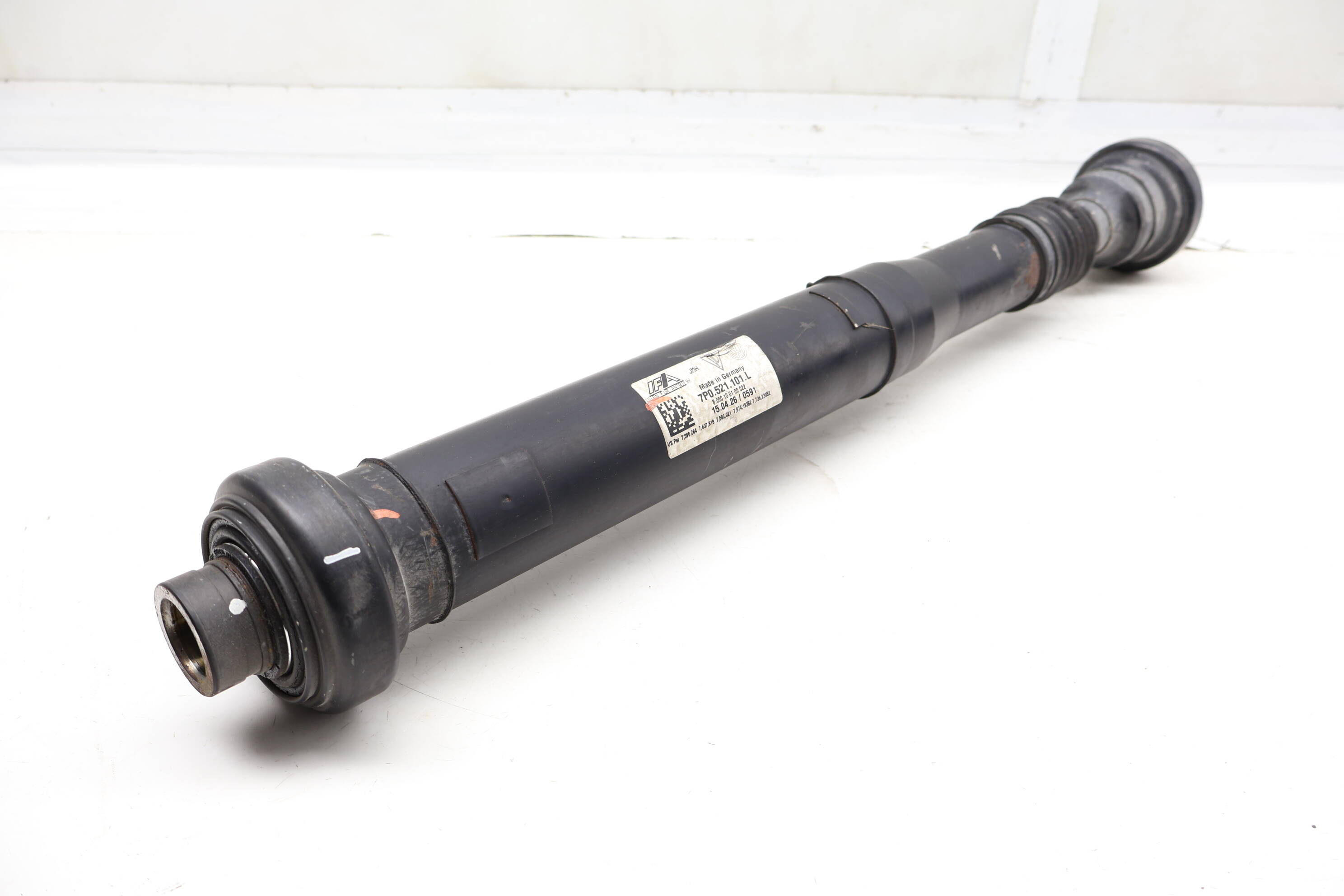 Driveshaft / Propeller Shaft 7P0521101L