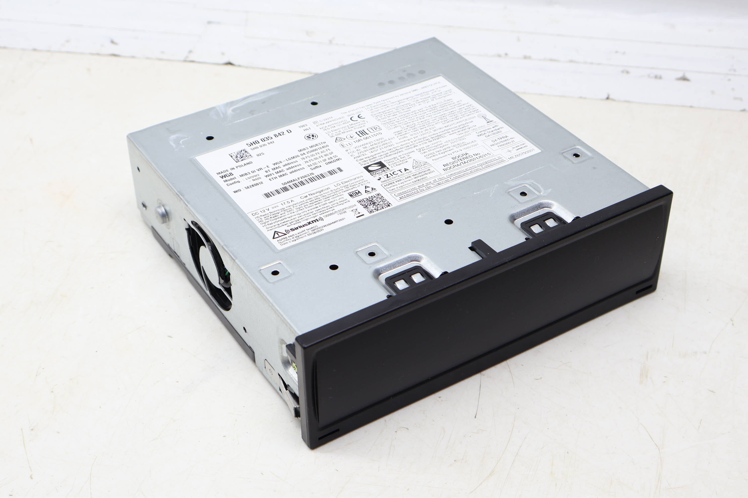 Radio / Stereo Receiver Head Unit (Mib3) 5H0035842D