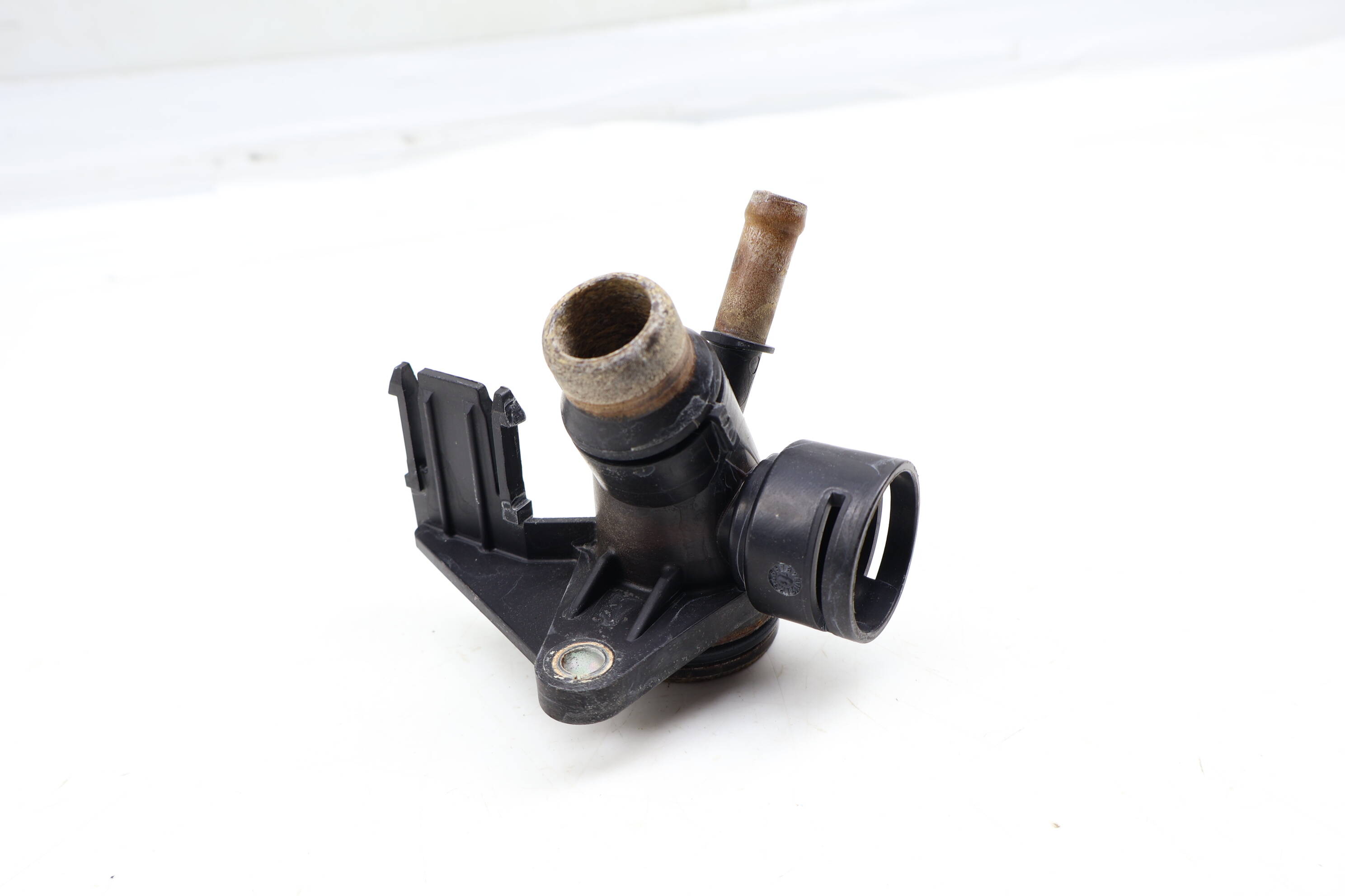 Water / Coolant Adapter 06H121132H
