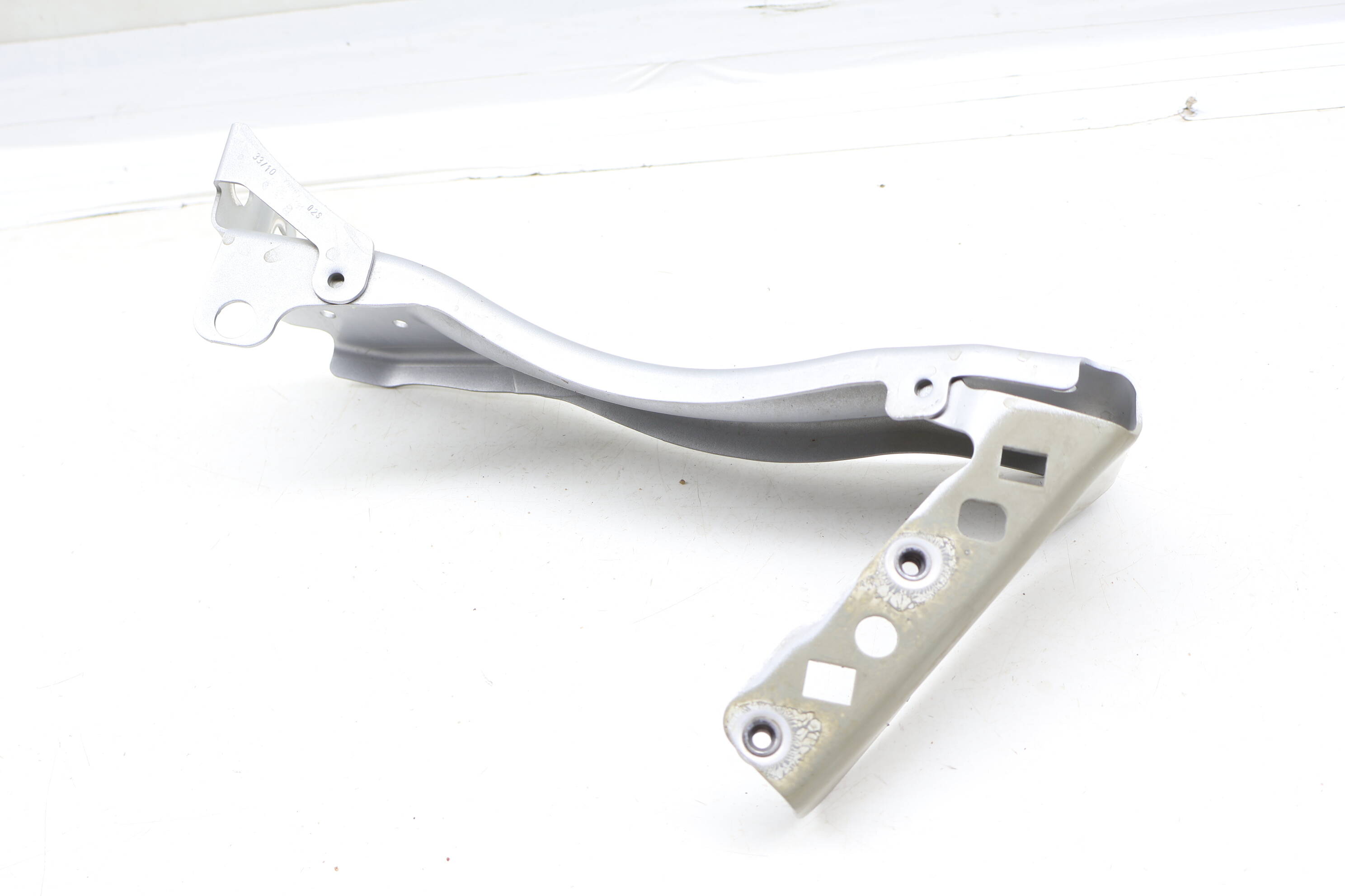 Fender Mount Bracket 8J0821136F