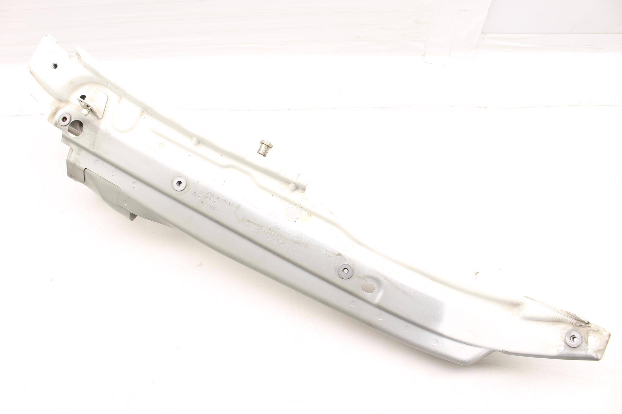 Upper Fender Mount / Bracket 4L0805157