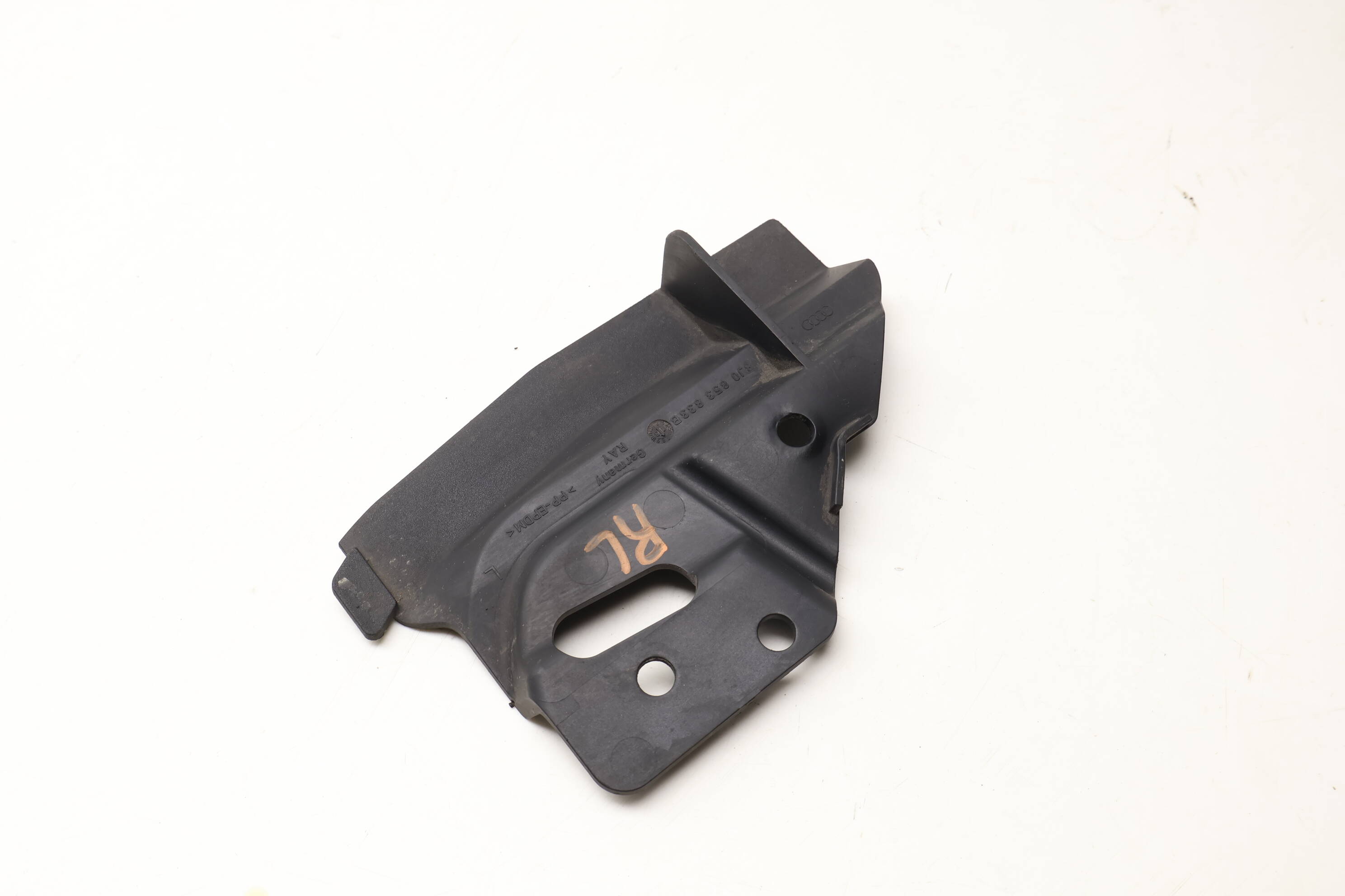 Wheel Spoiler / Mud Flap 8J0853833B