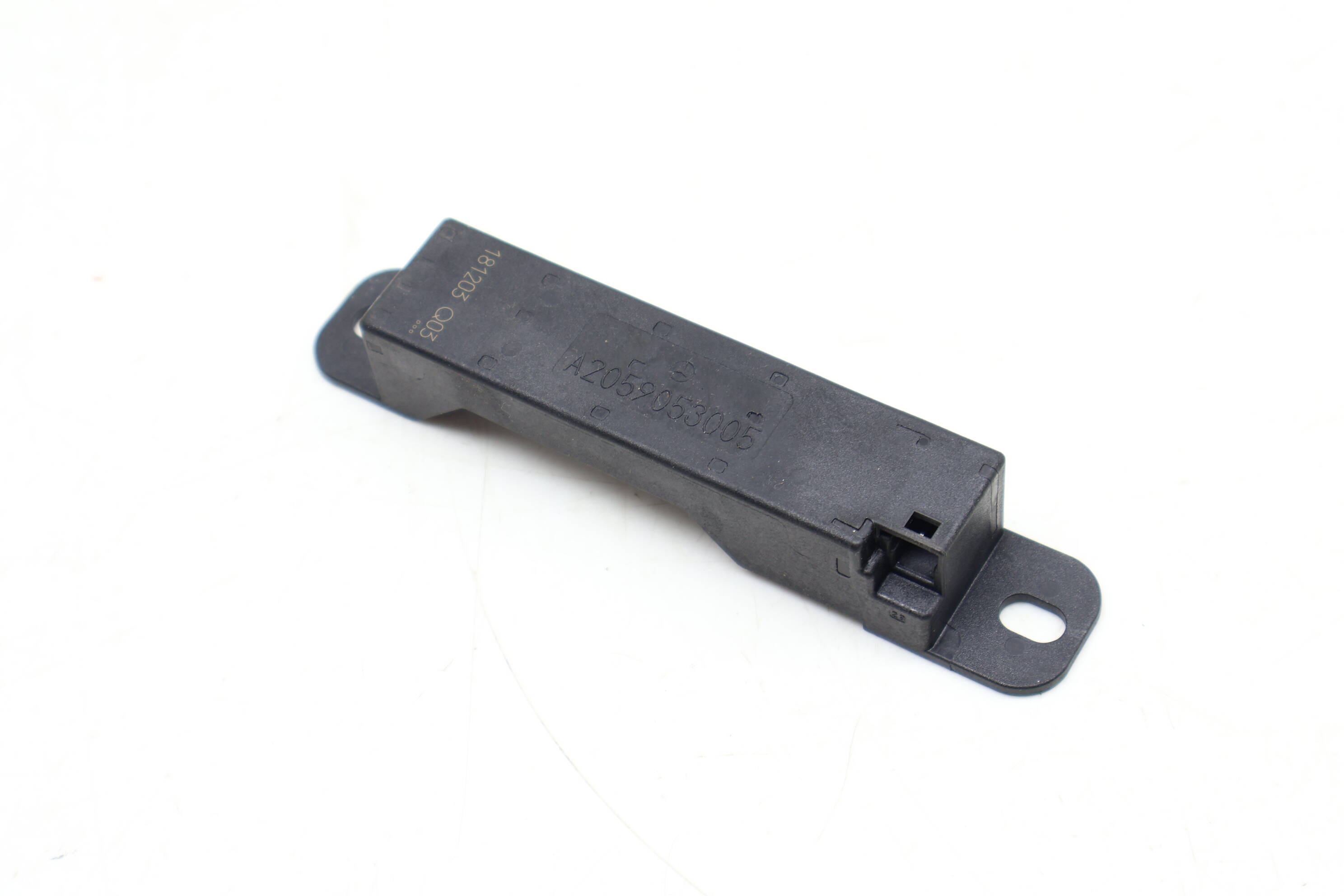 Kessy / Keyless Entry Antenna 2059053005