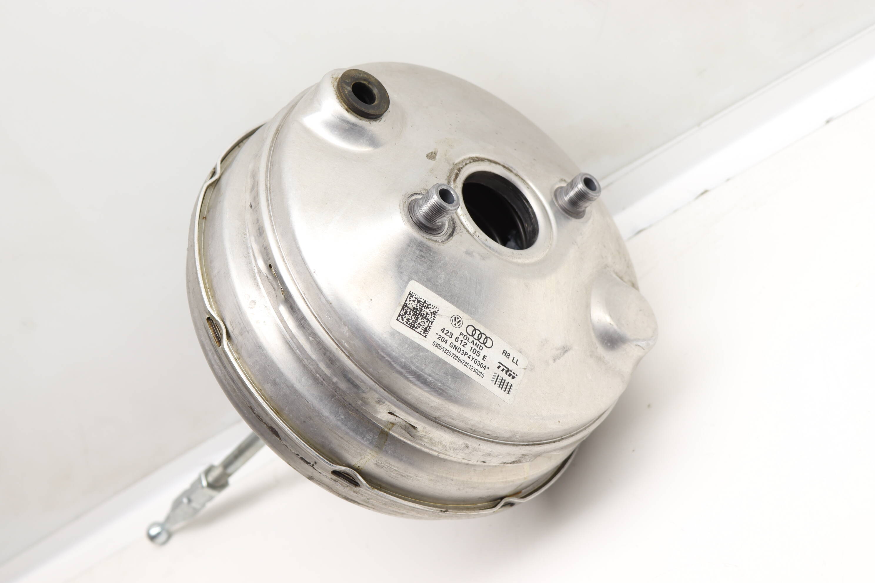 Power Brake Booster 423612105E