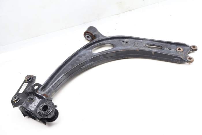 Lower Track Control Arm 3QF407154B main product photo