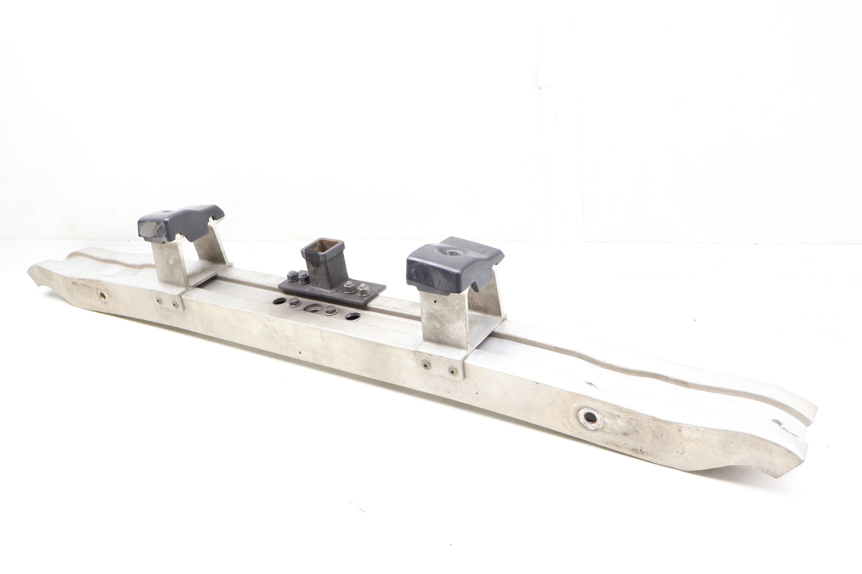 Bumper Reinforcement Bar / Impact Beam 98750524101