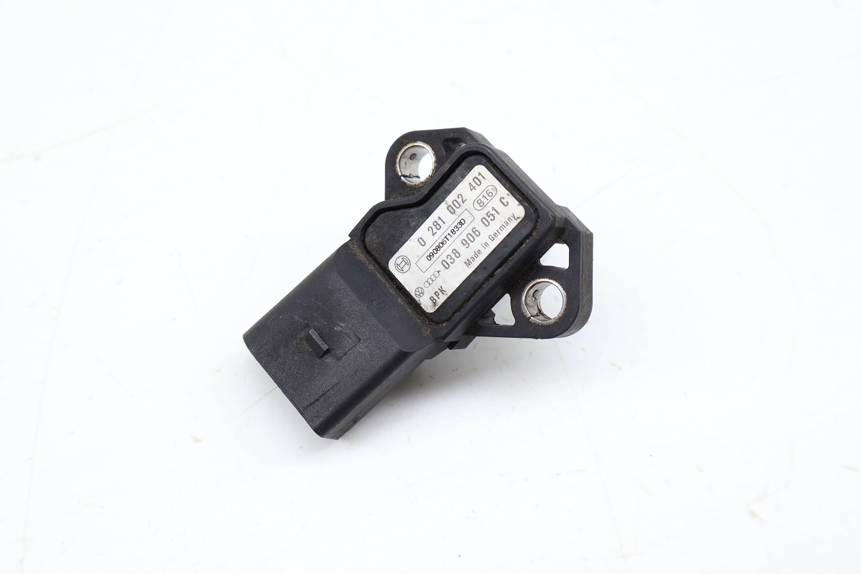 Map / Boost Pressure Sensor 038906051C 95560618010