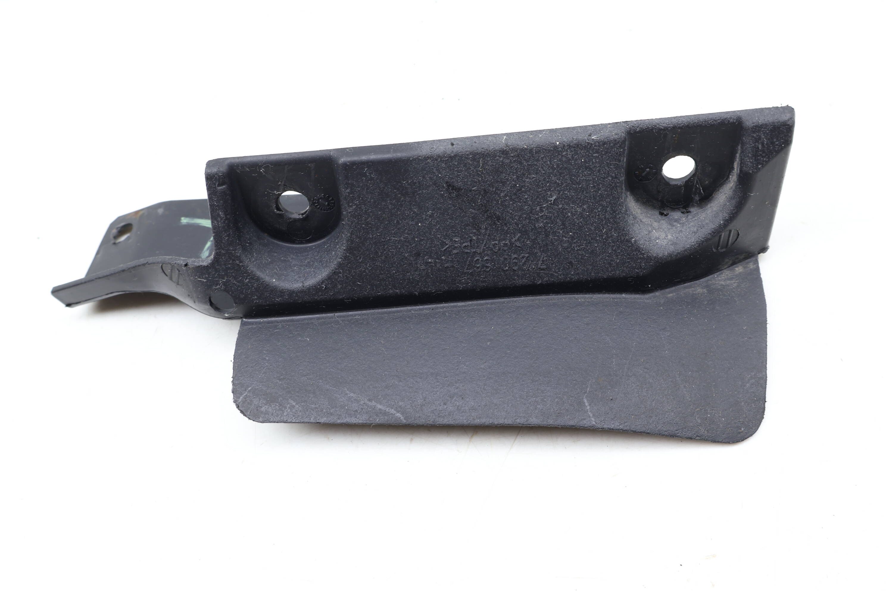 Fender Liner Deflector Lip 51757290667