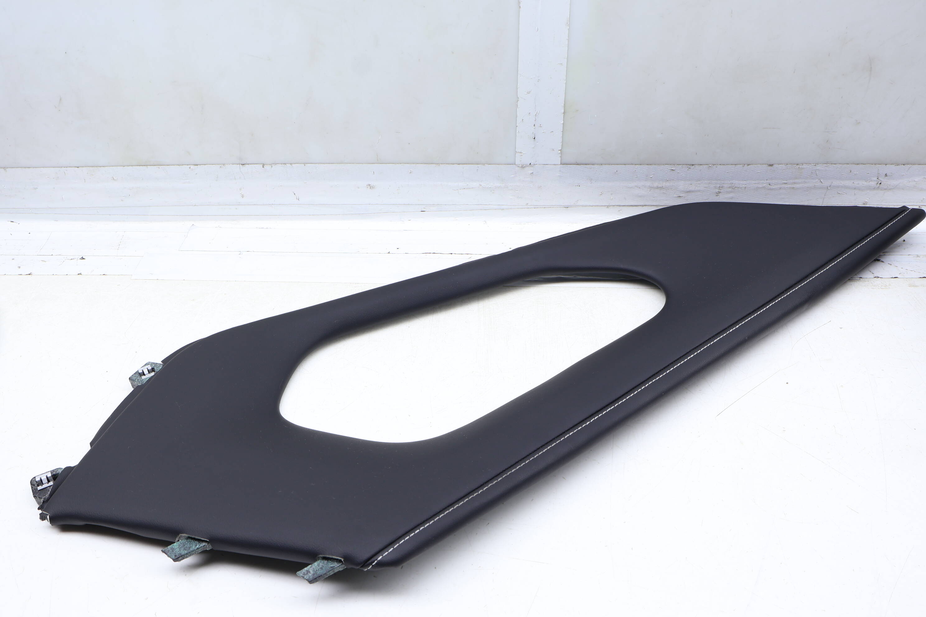 Center Console Trim / Cover 3CN863048B