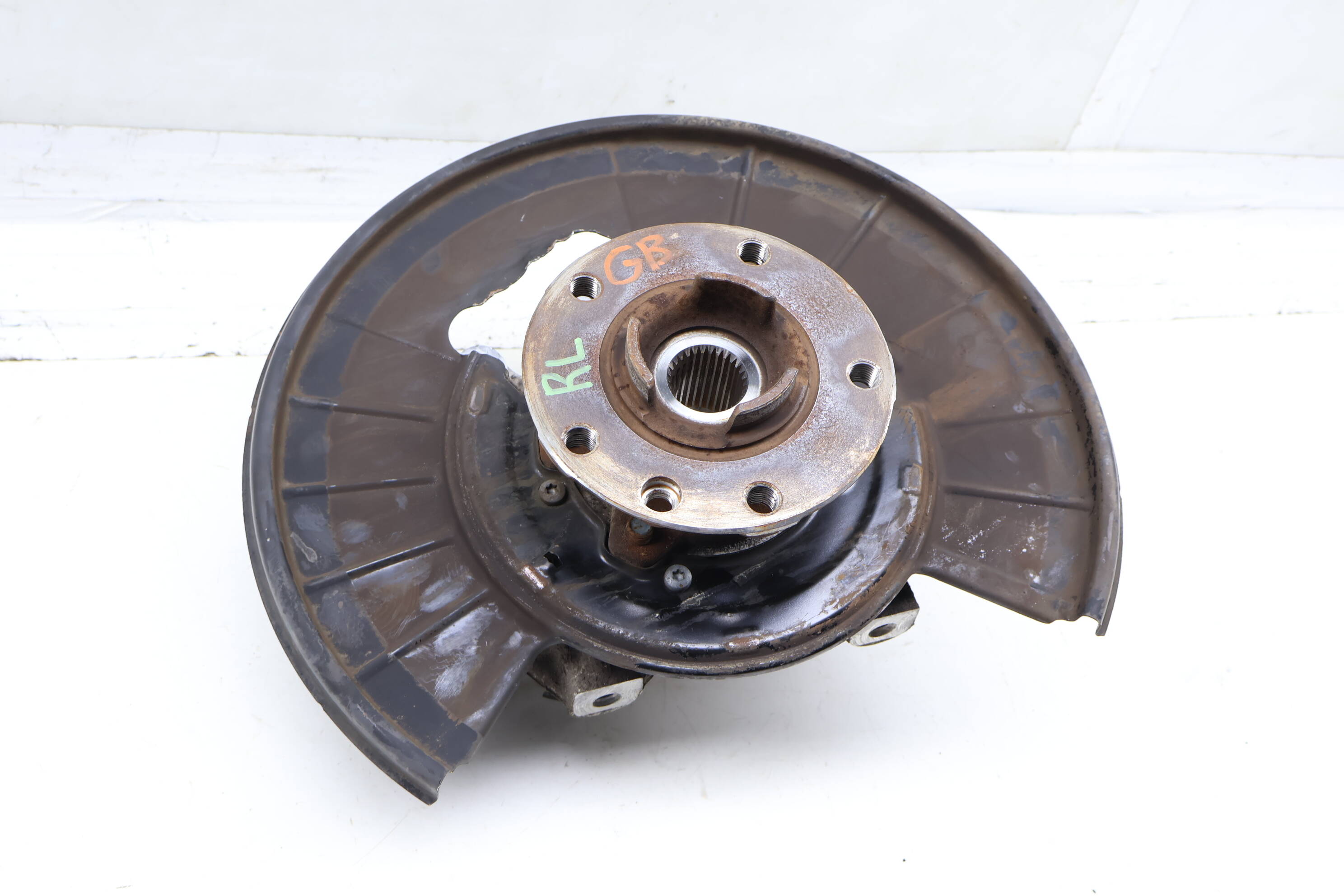 Spindle Knuckle W/ Wheel Bearing 7P5505435
