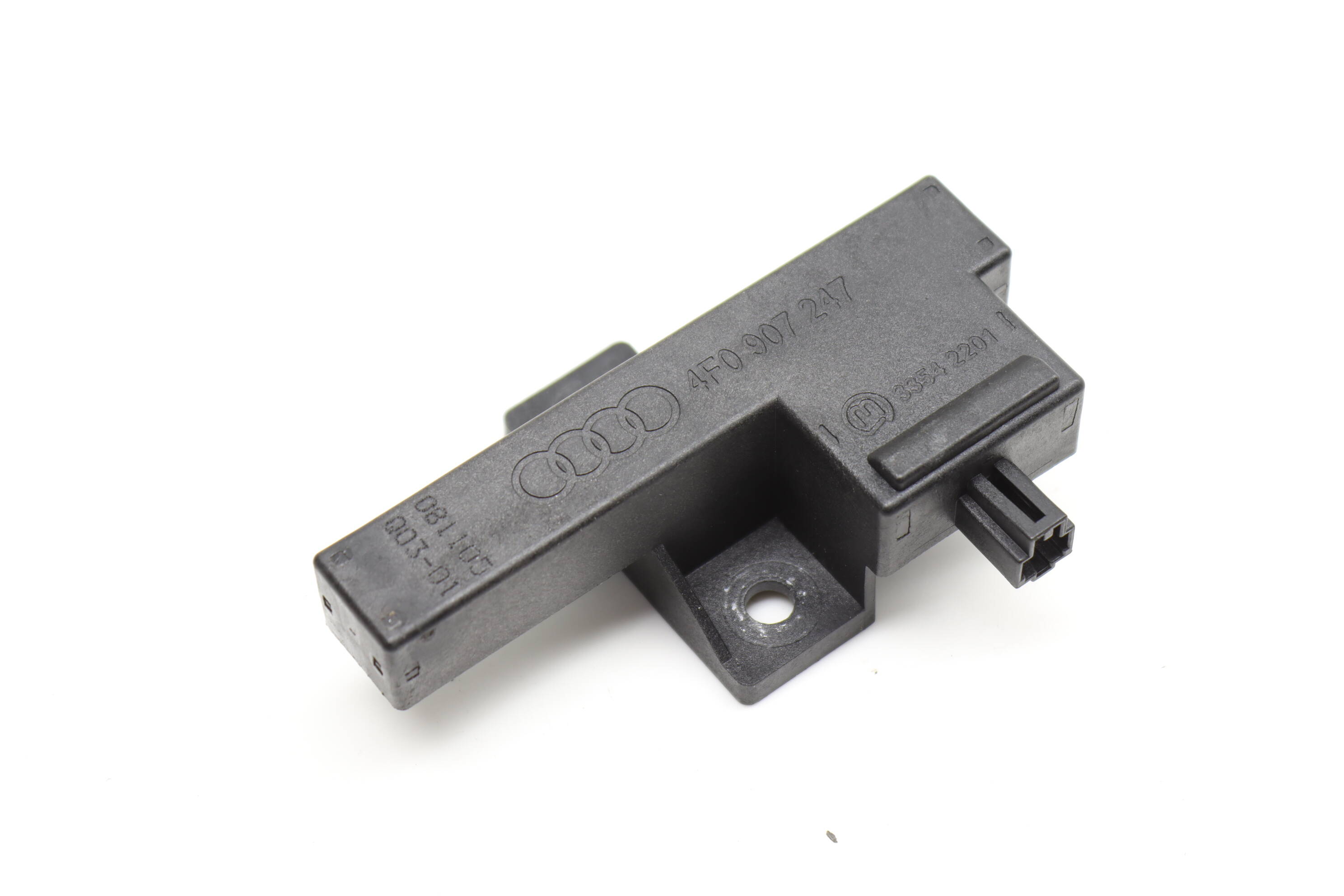 Kessy / Keyless Entry Antenna 4F0907247