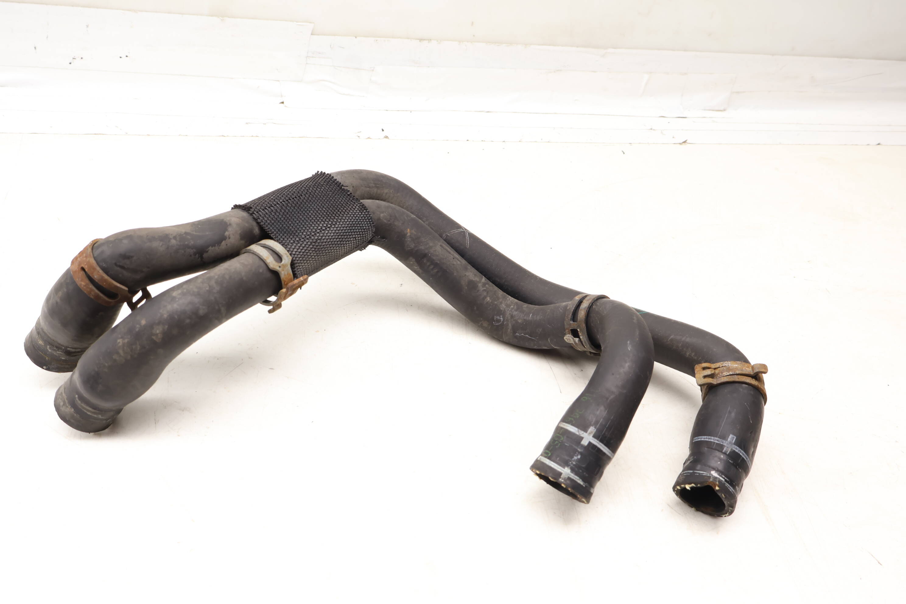 Coolant Hose / Line Set 7L6122073J