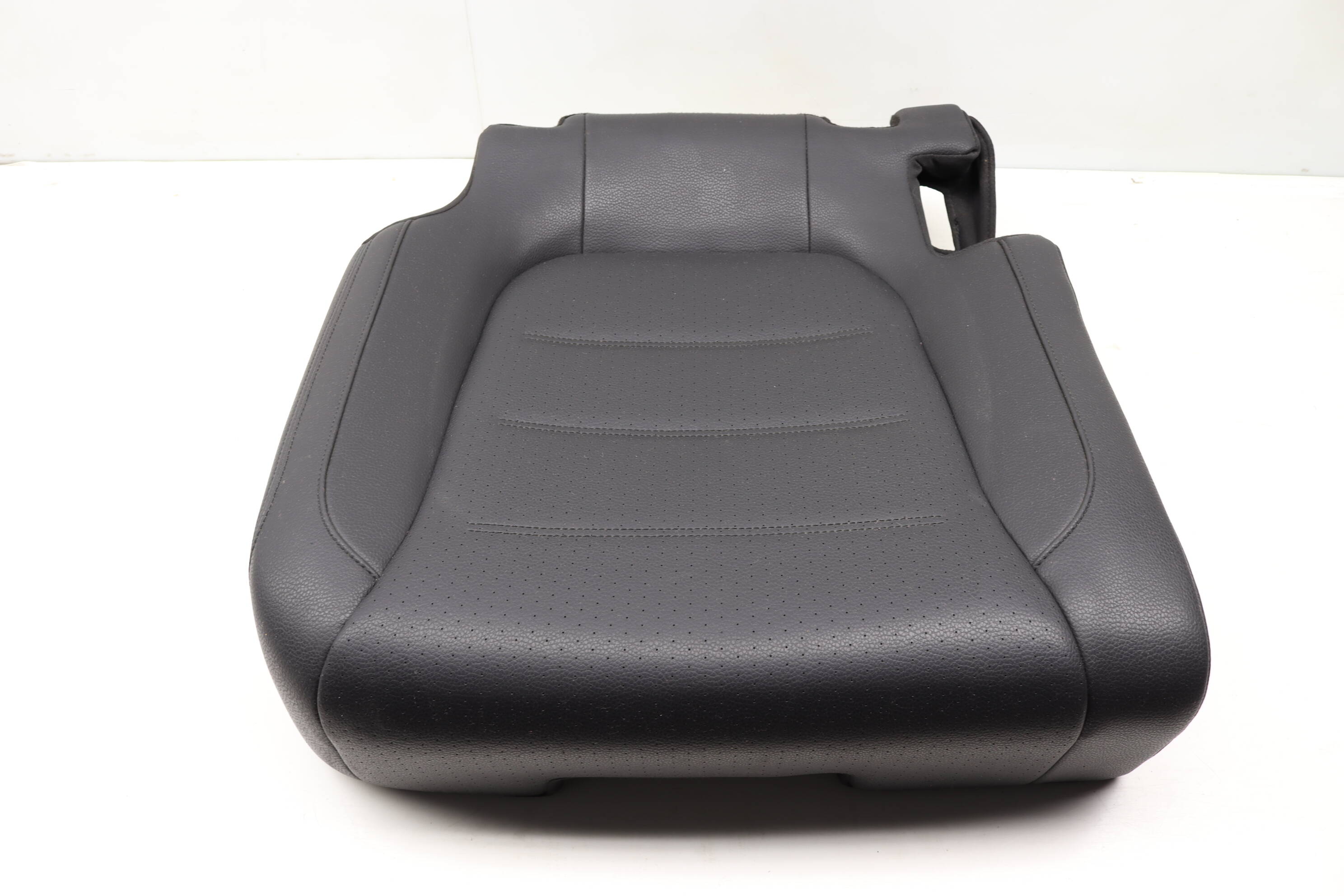 Lower Seat Bottom Cushion 7P6885406DQ