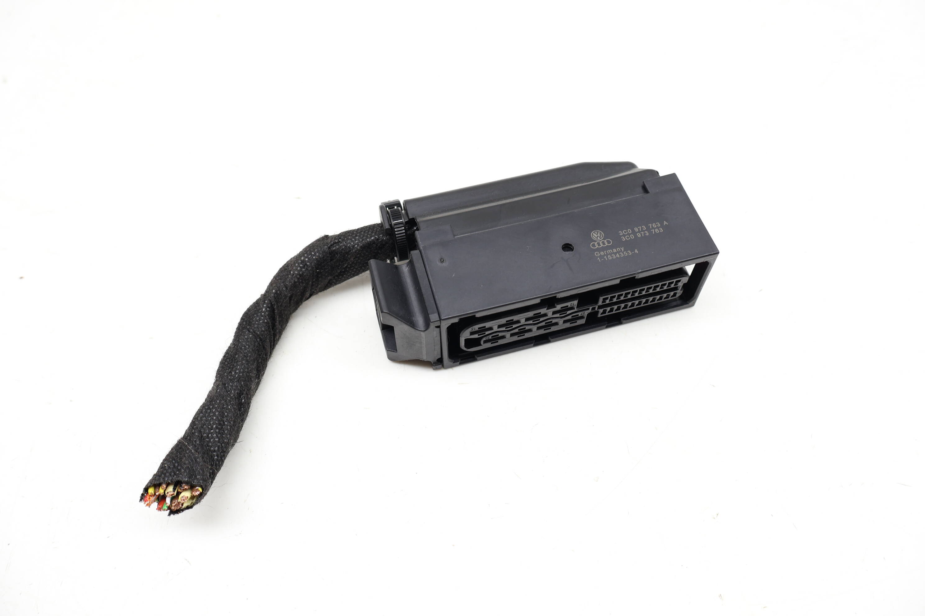 Parking Brake Module Wiring Connector / Pigtail 3C0973763A