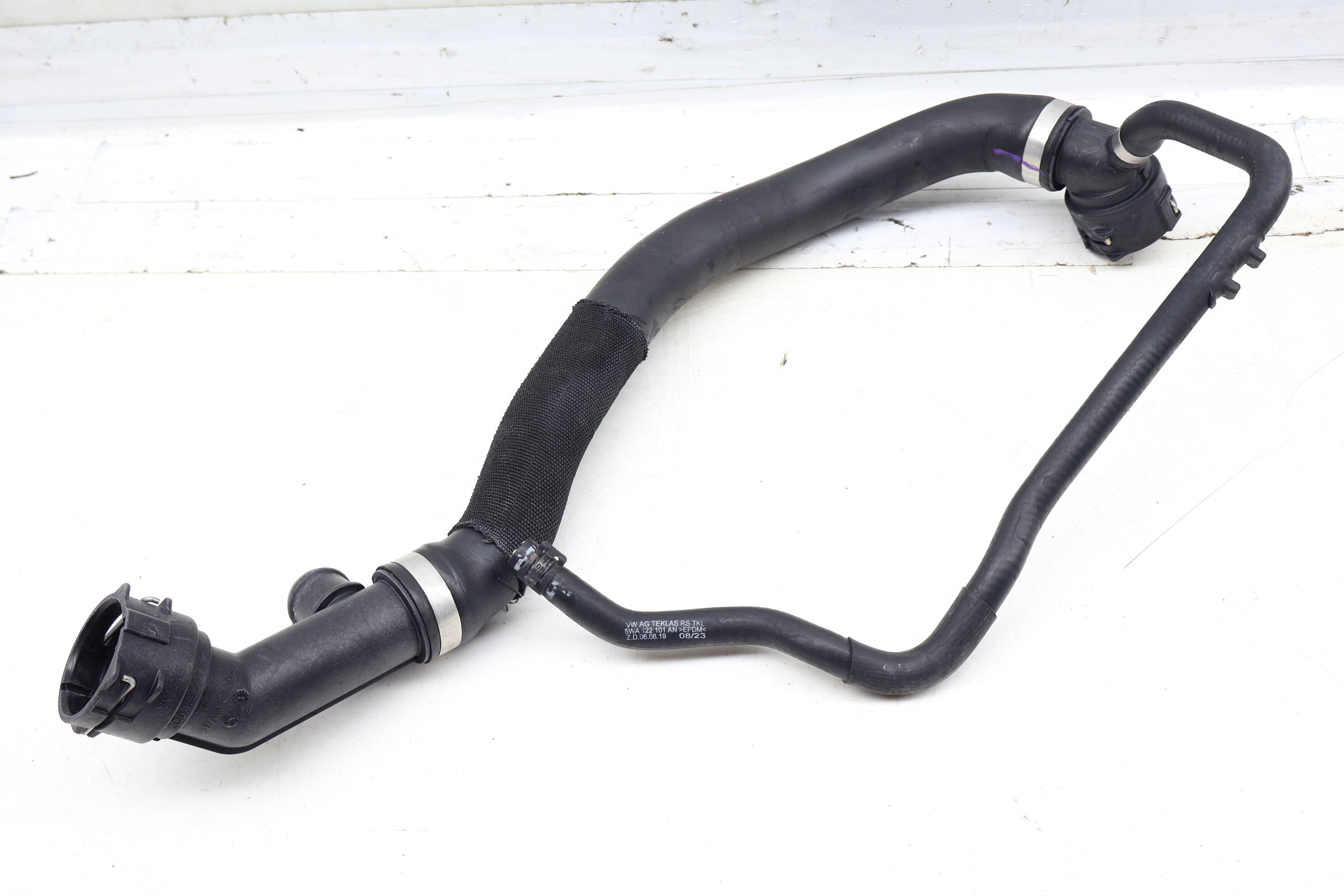 Upper Radiator Coolant Hose / Line 5WA122101AN