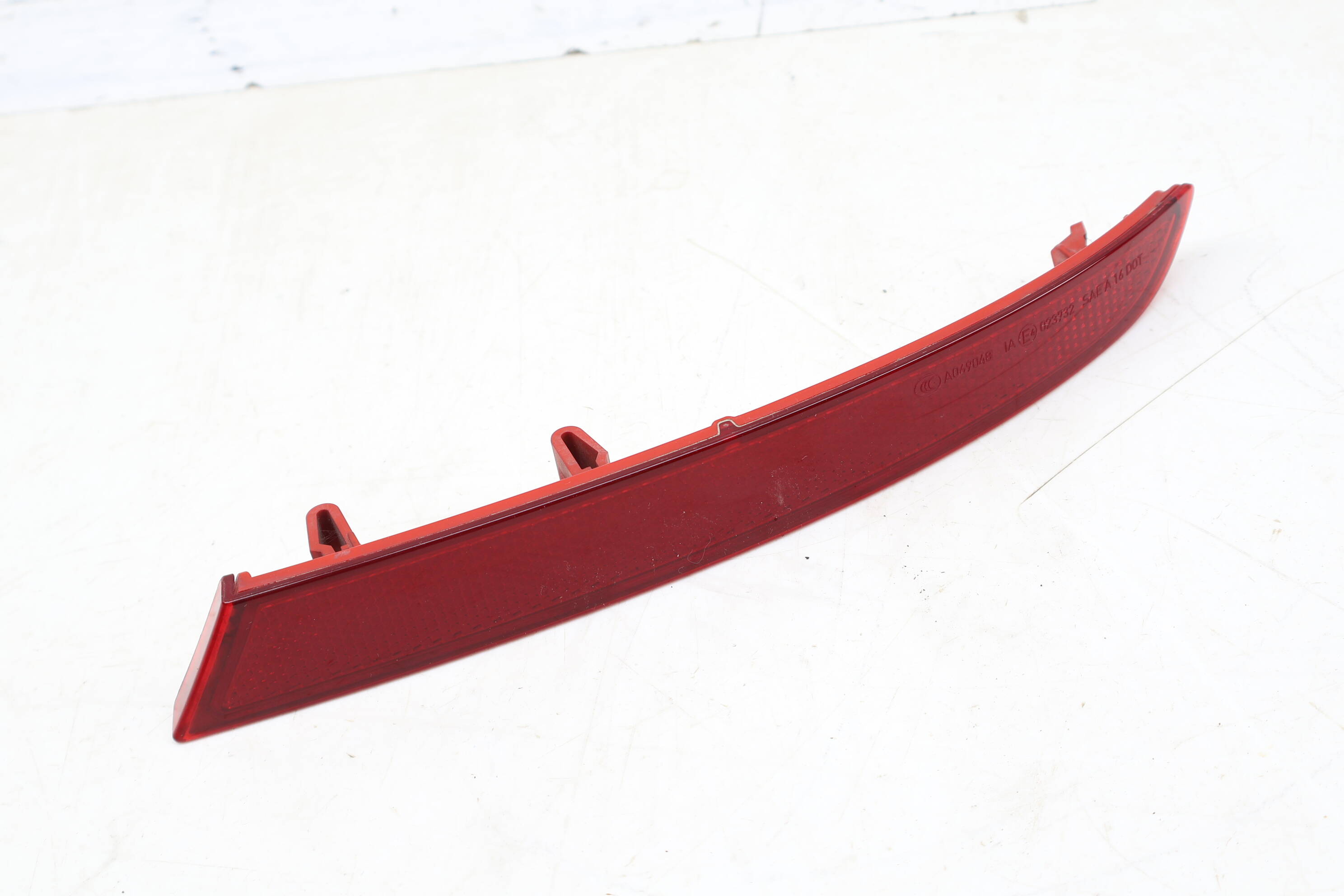 Bumper Reflector 63147419928