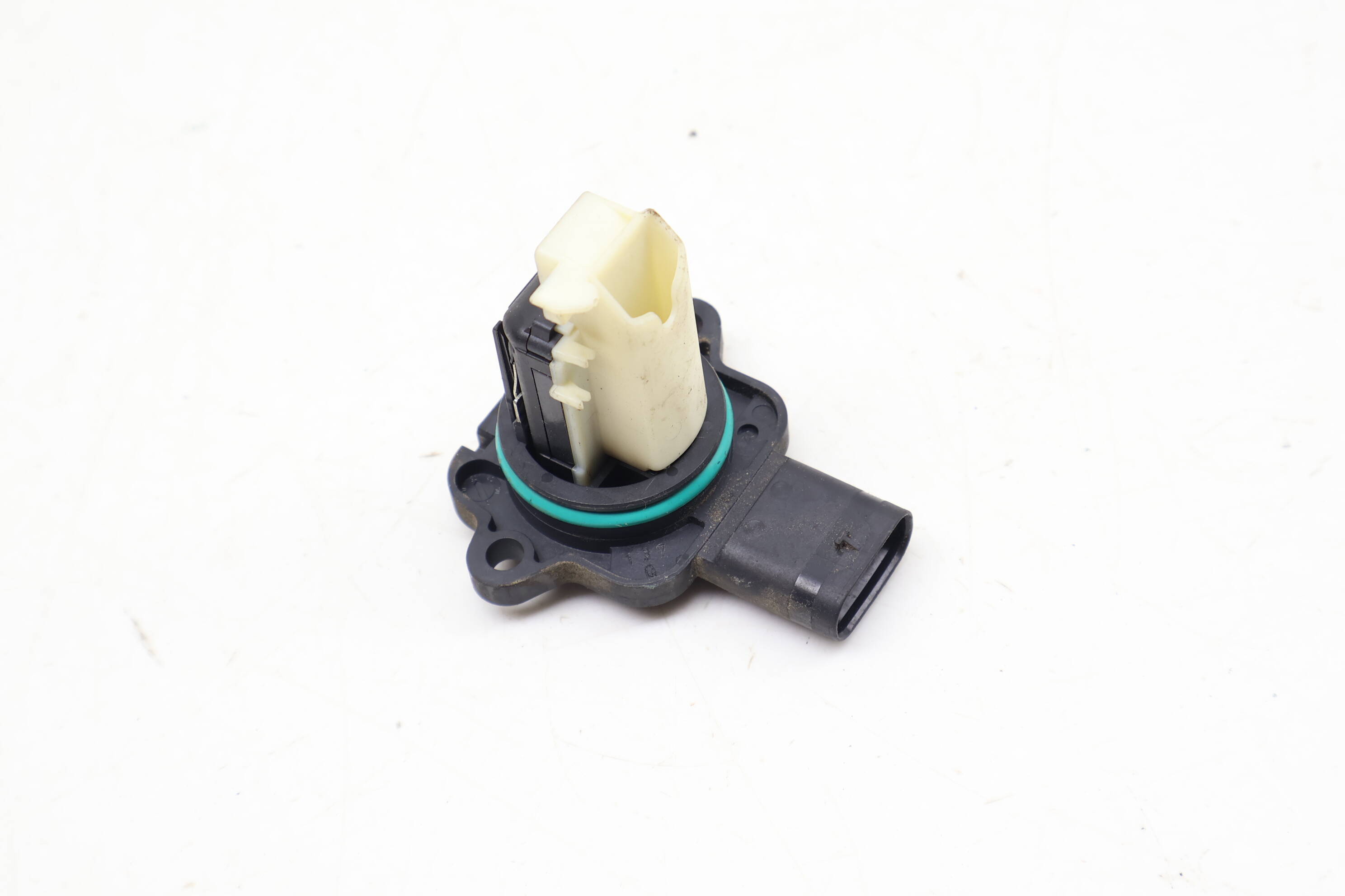 Mass Air Flow / Maf Sensor 13627593624