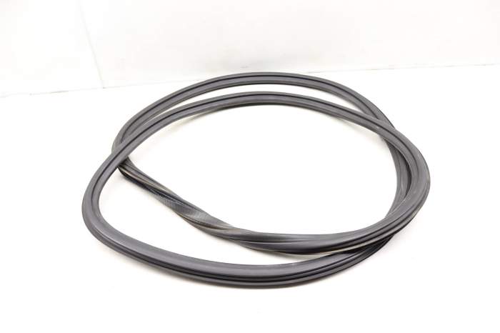 Inner Door Seal / Weather Stripping 8V5831721 main product photo