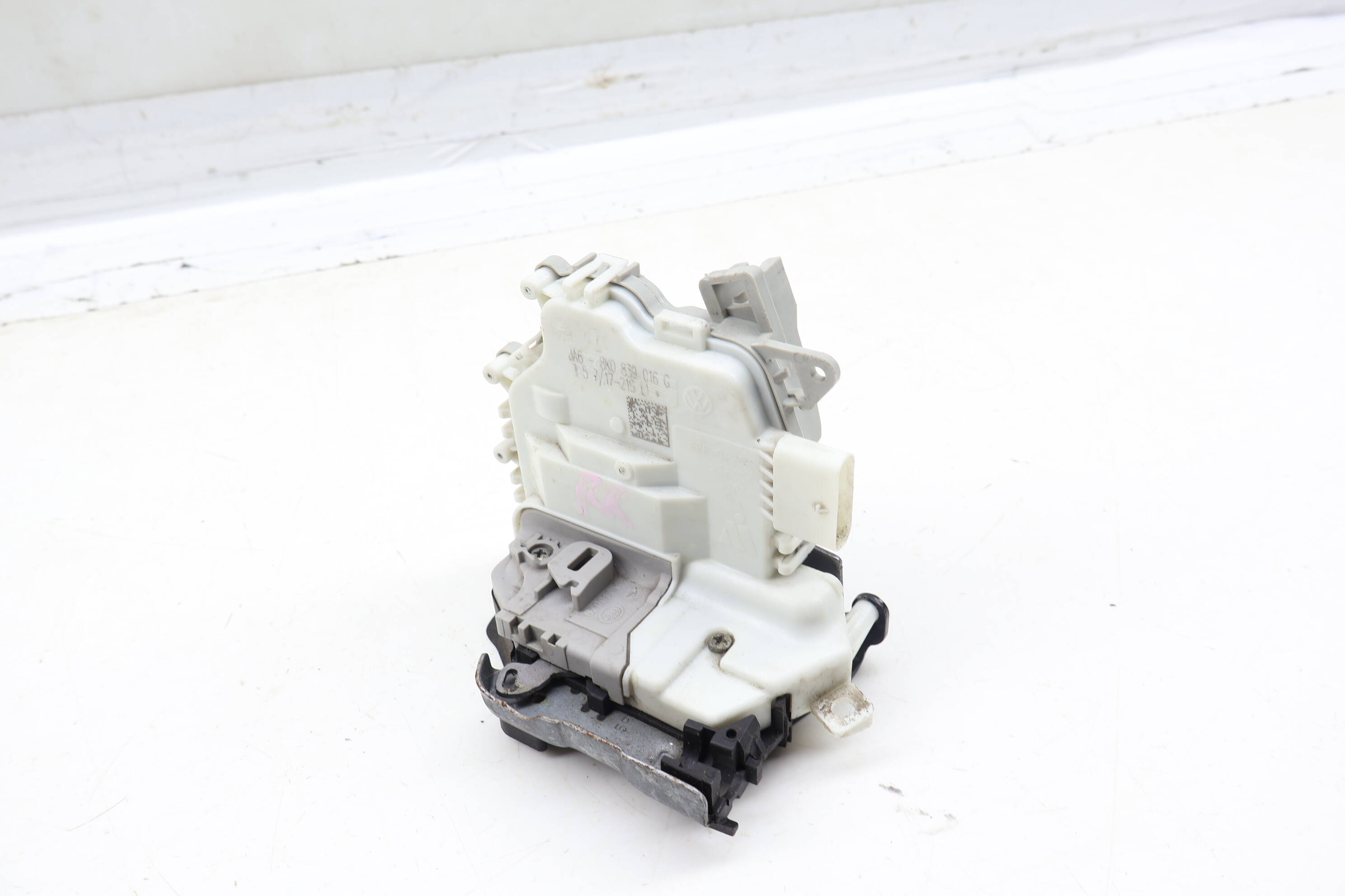 Door Latch / Lock Actuator 8K0839016G 9A783911607