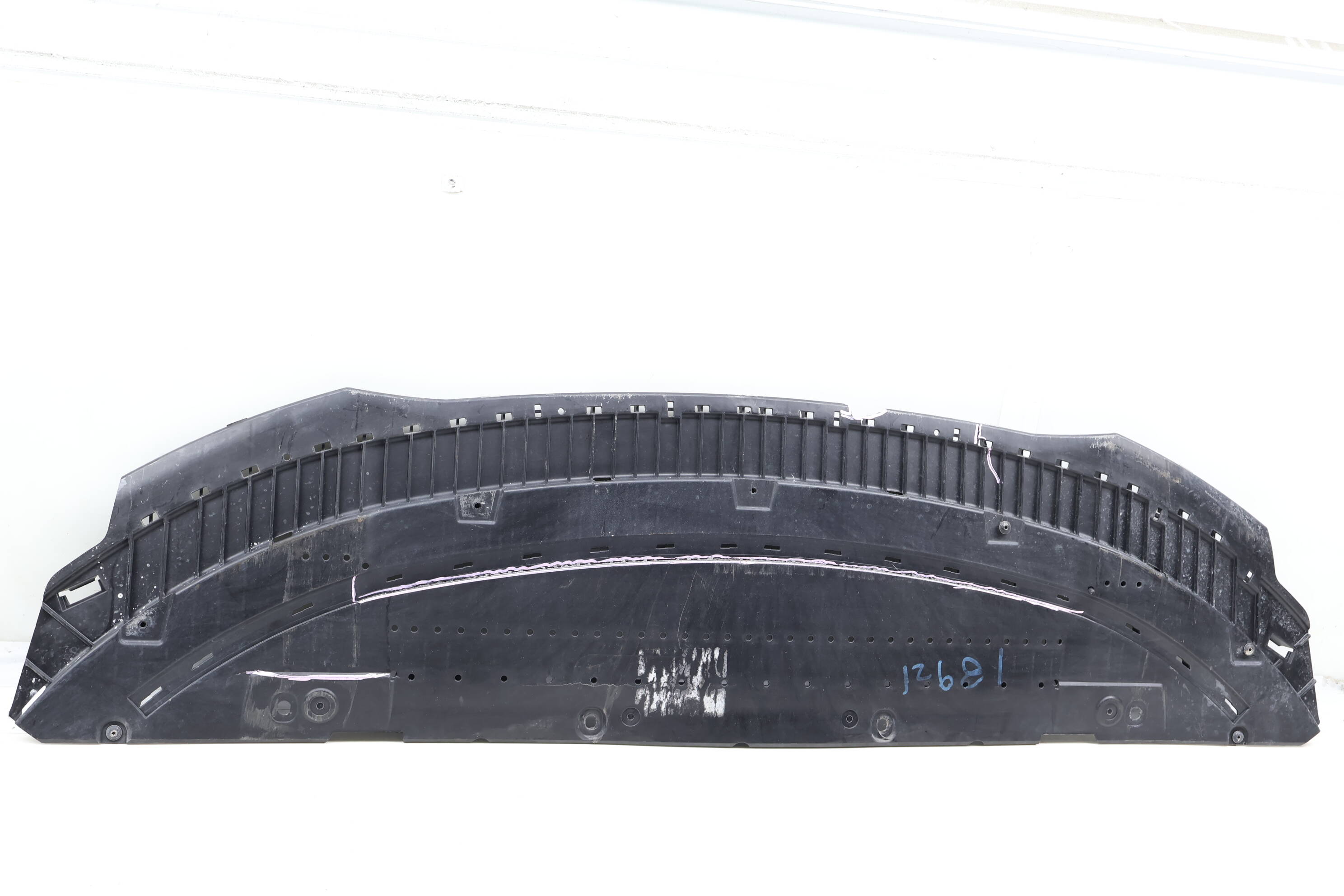 Lower Bumper Cover Plate / Panel 4G8807611D