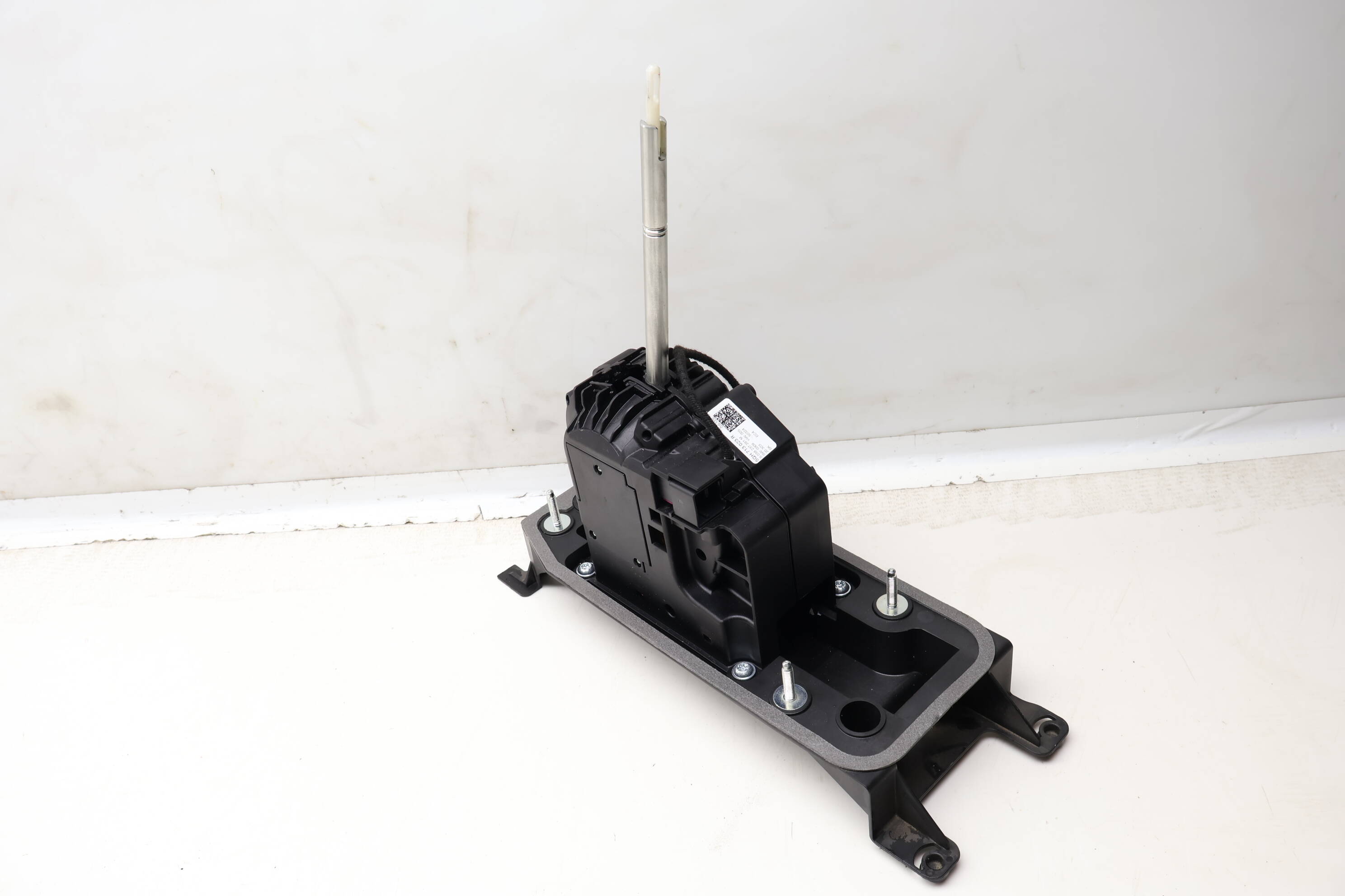 Automatic&#x20;Shift&#x20;&#x2F;&#x20;Shifter&#x20;Assembly&#x20;5QH713023R