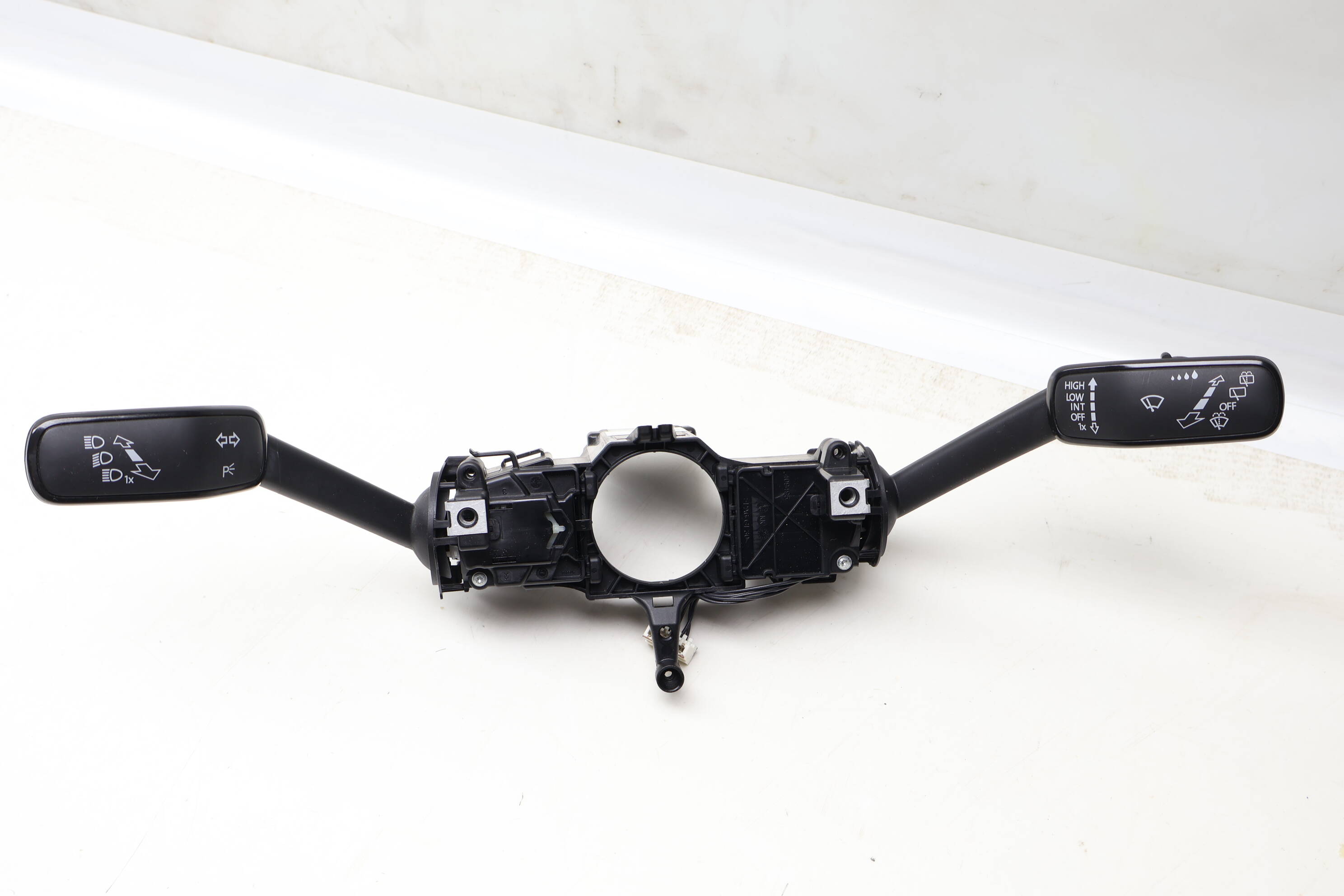 Steering Column Stalk / Switch Assembly 5Q1953521M