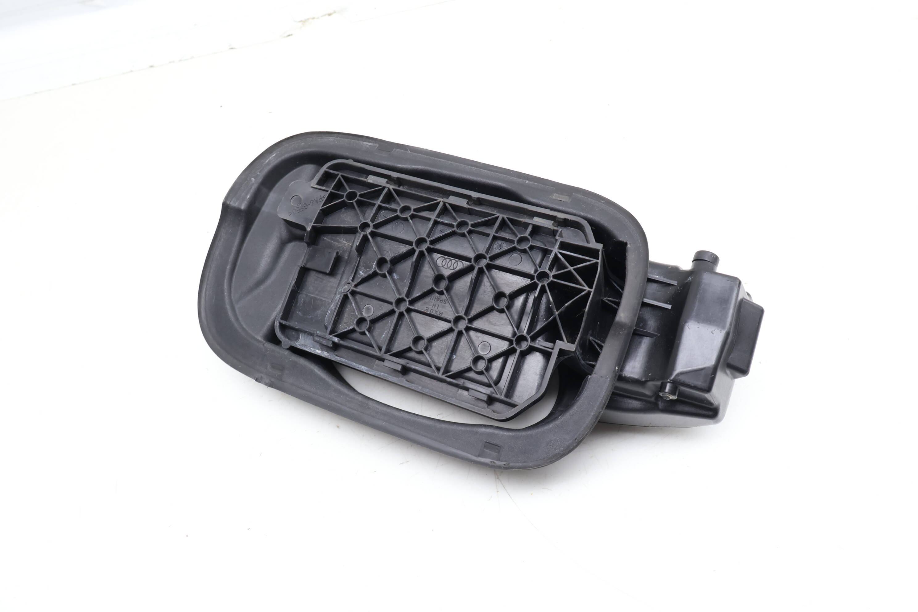 Fuel Filler Door Bracket 4L0809999A