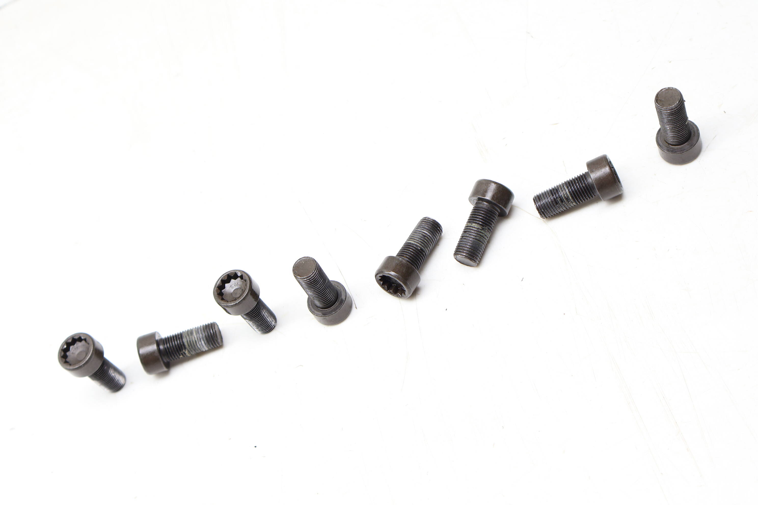 Flywheel / Flexplate Bolt Set (8) WHT009773