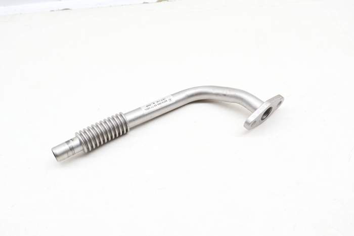 Turbo Oil Return Line / Pipe 2740900377 main product photo