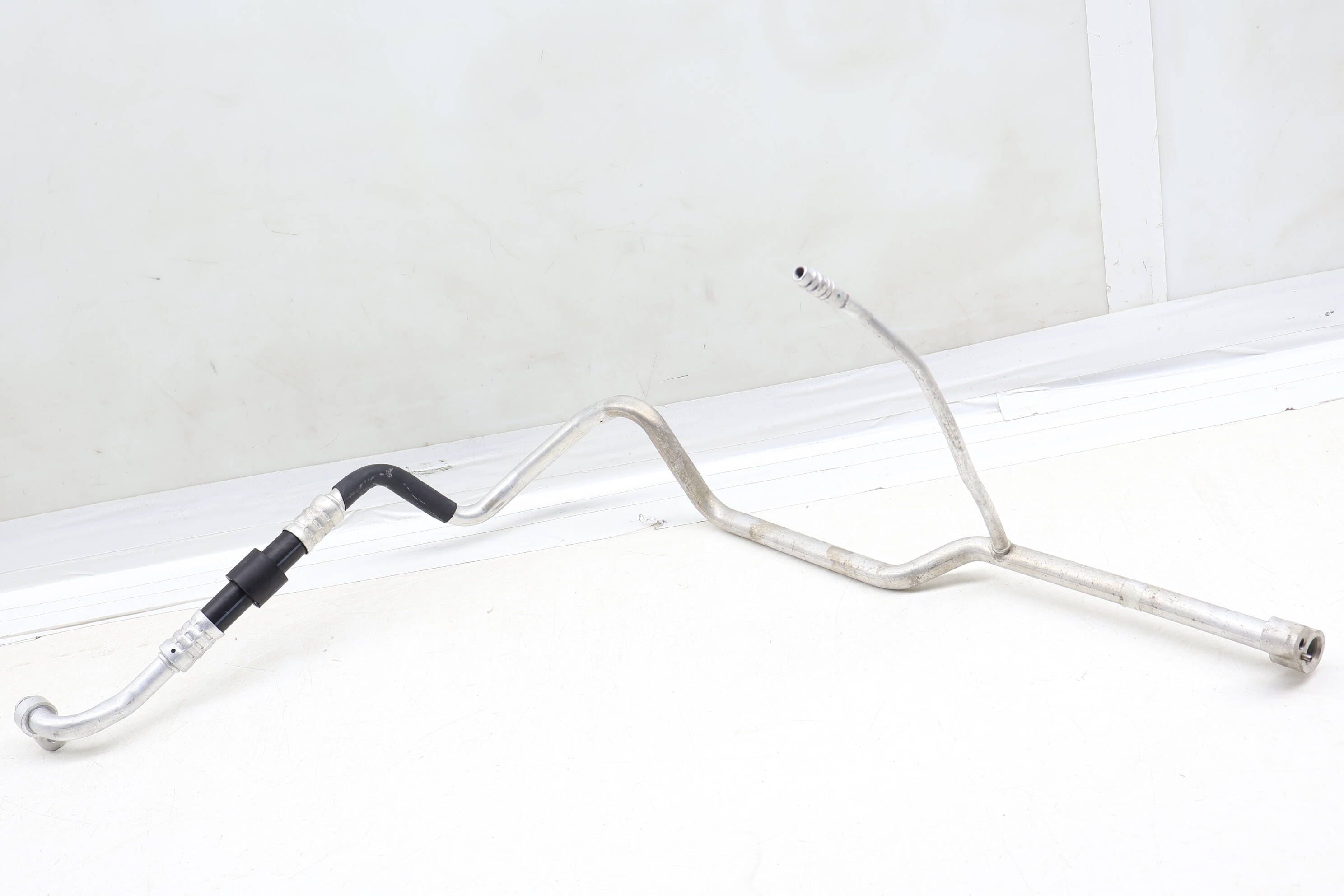 Ac Hose / Line / Pipe 97057309300