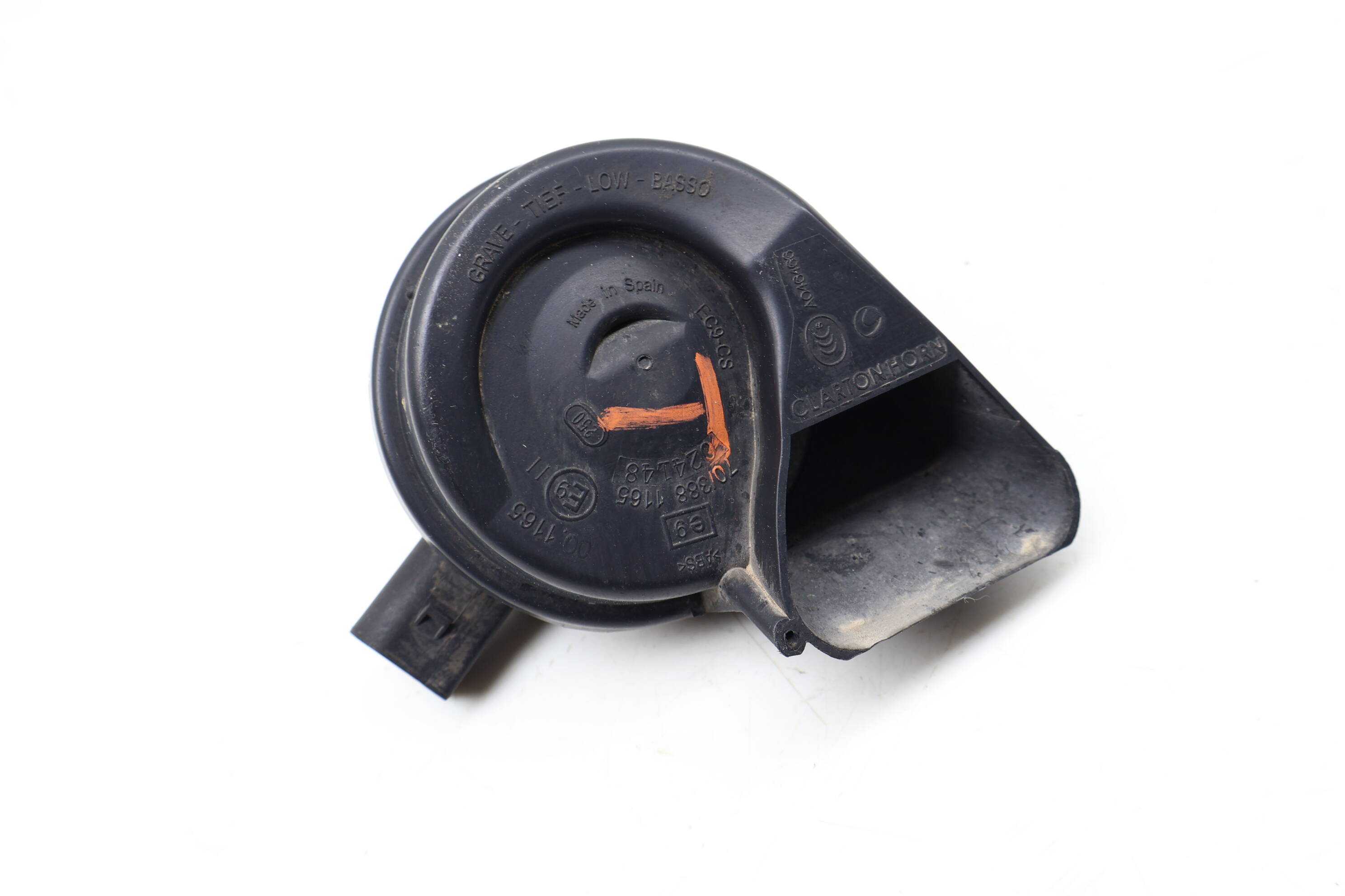 Horn&#x20;-&#x20;Low&#x20;Tone&#x20;&#x2F;&#x20;Frequency&#x20;8J0951221A