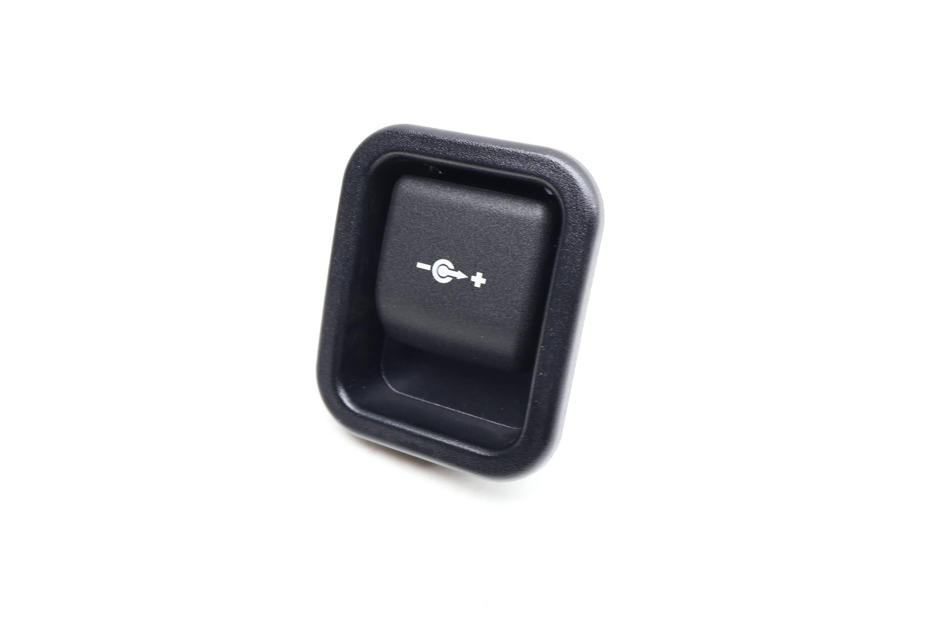 Power Outlet 61347040621