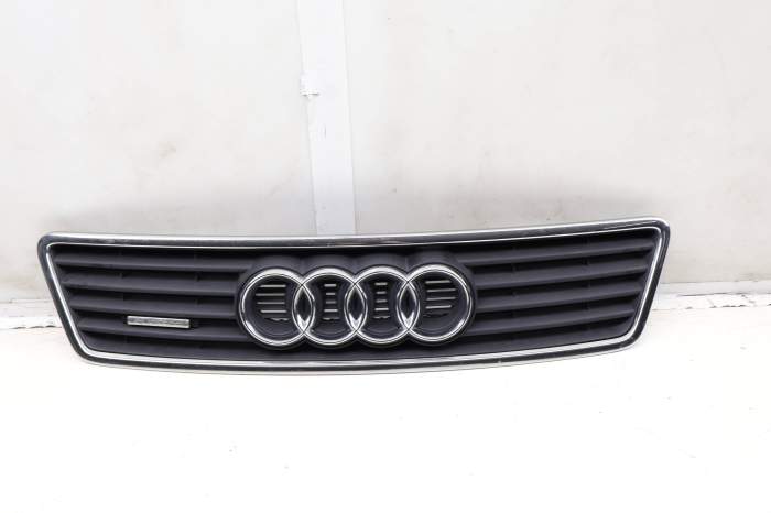 Upper Hood Grille 4B0853651A main product photo