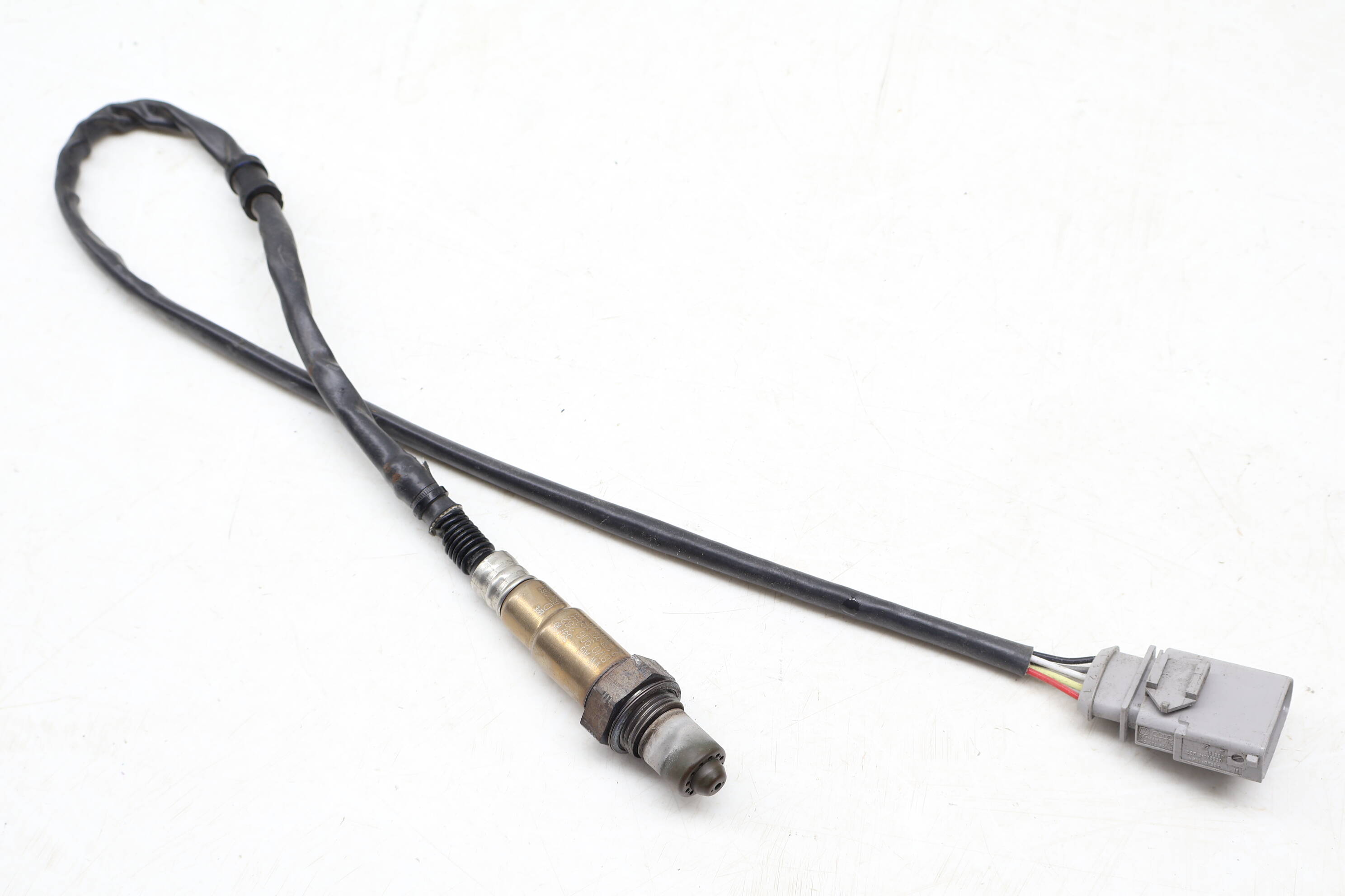 Oxygen / O2 Sensor - Pre Cat 8V0906262D