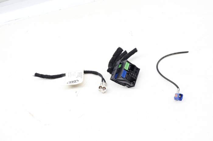 Rnse / Rns-E Radio Nav Unit Wiring Harness / Connector Set main product photo