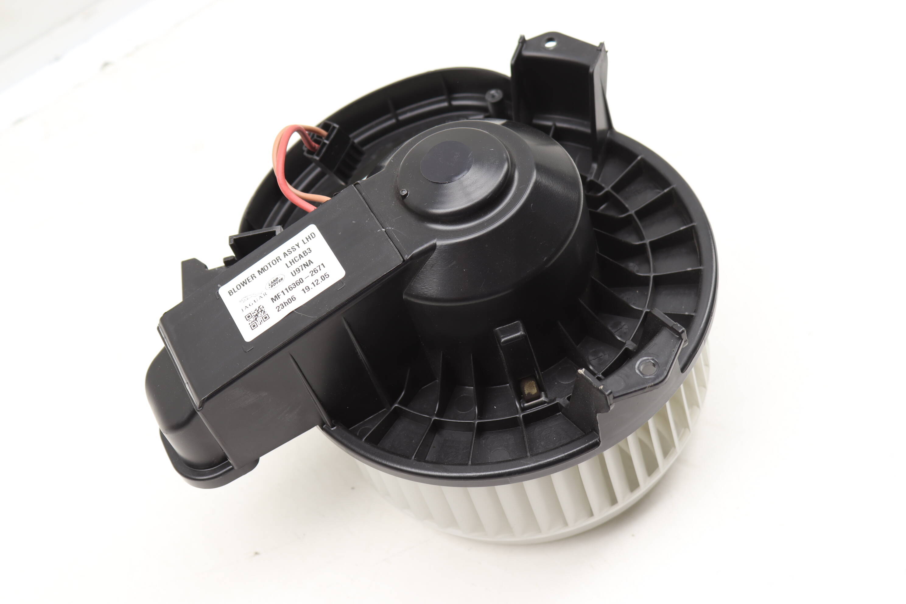 Blower Motor / Fan LR082160
