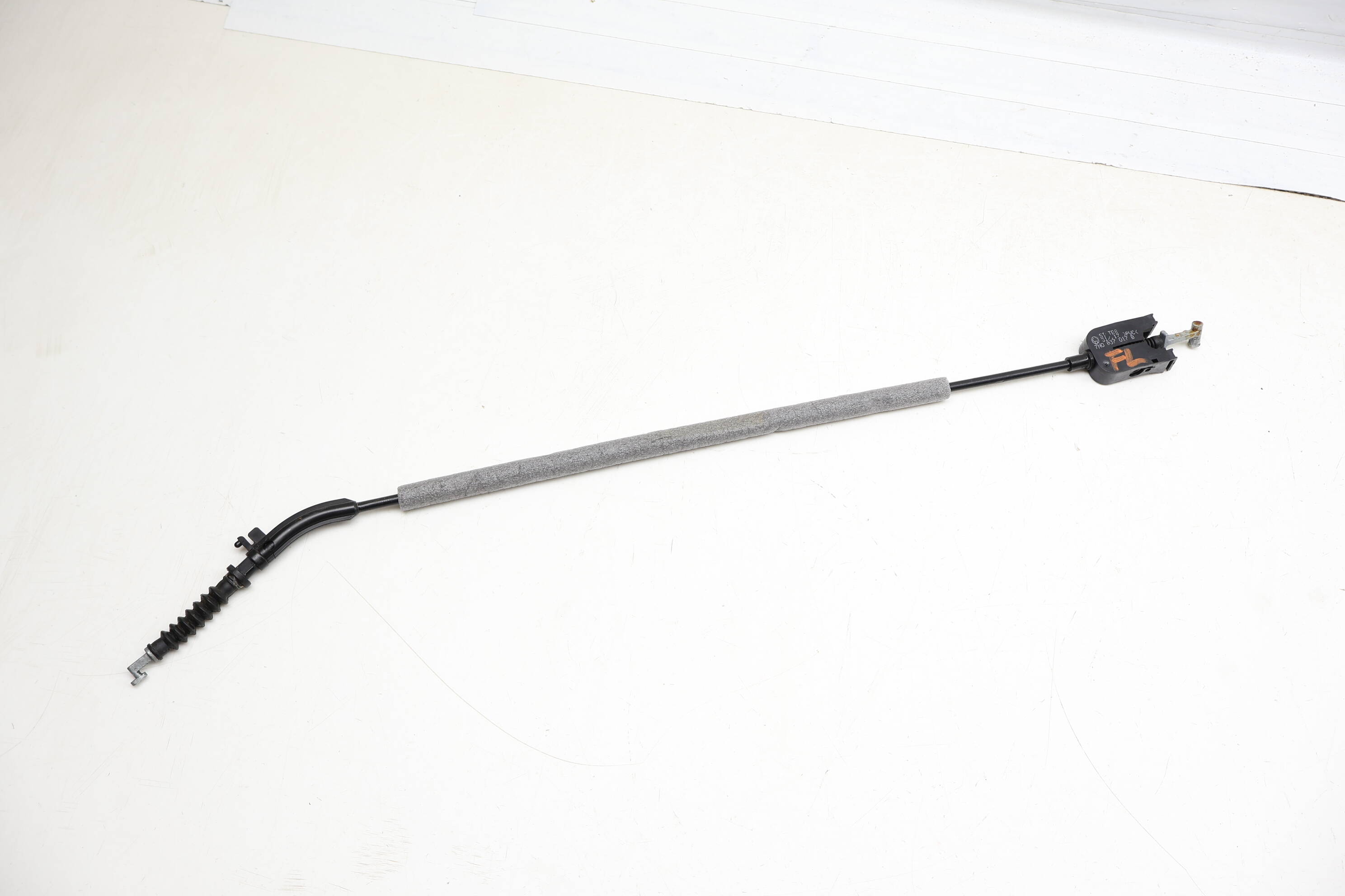 Exterior Door Handle Release / Bowden Cable 7N0837017B
