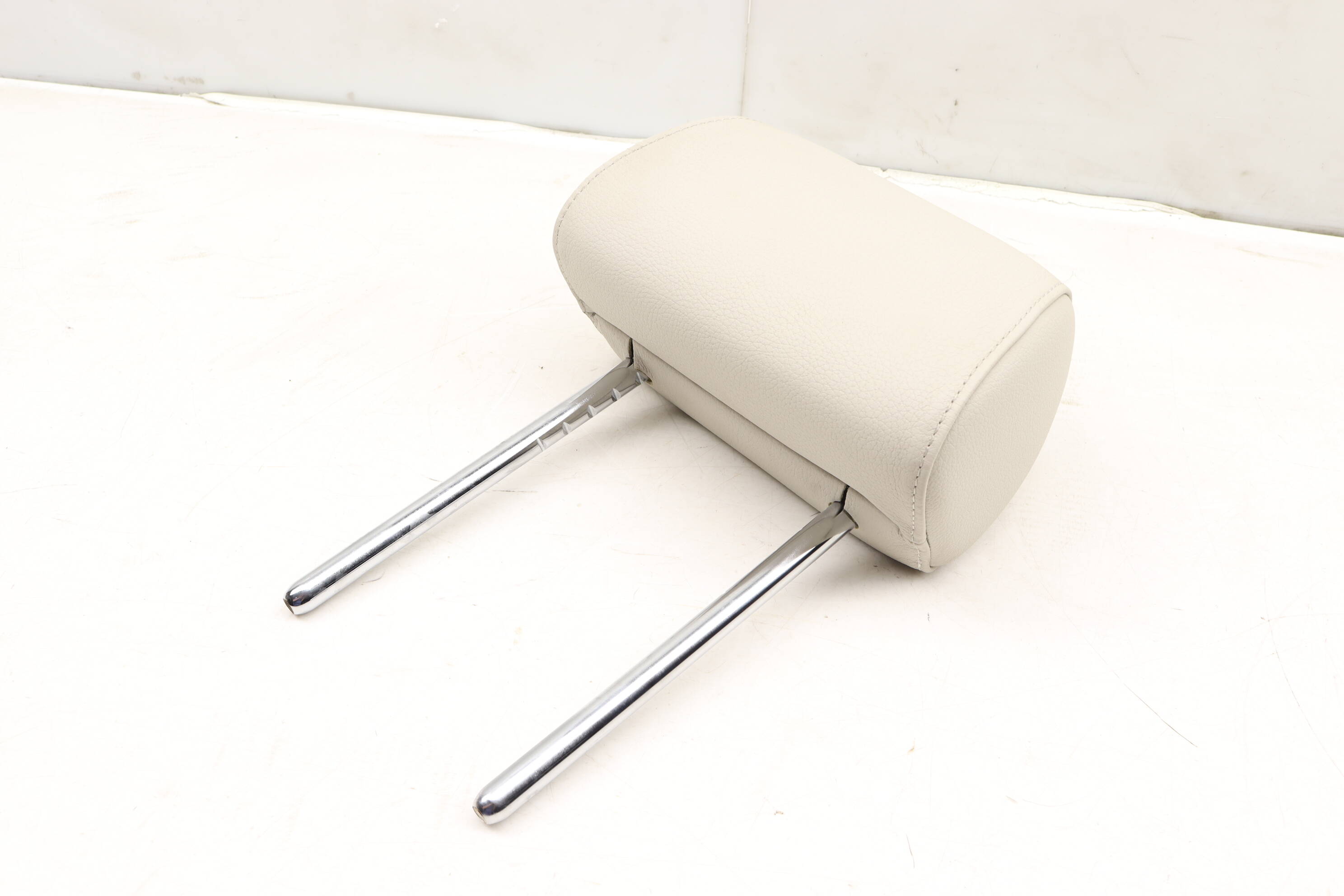 Headrest / Head Rest 52207236087