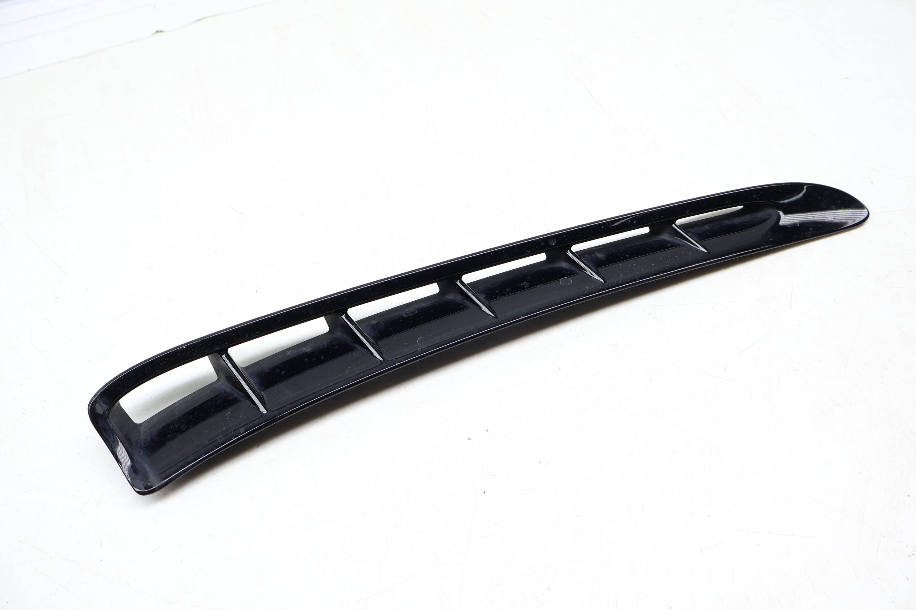 Fender Trim / Grille 97050463401