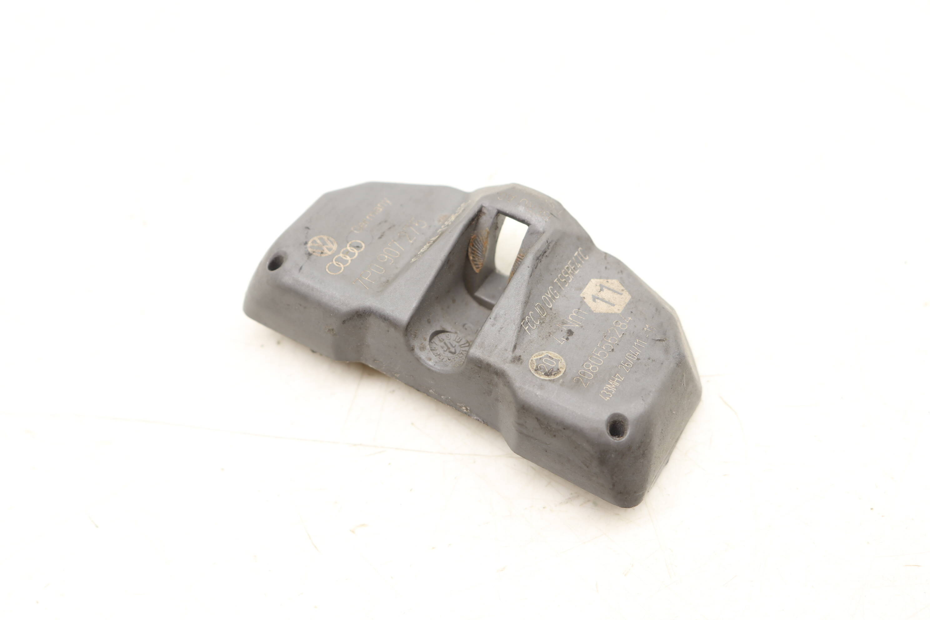 Tire Pressure Sensor / Tpms 7P0907275 95836166100