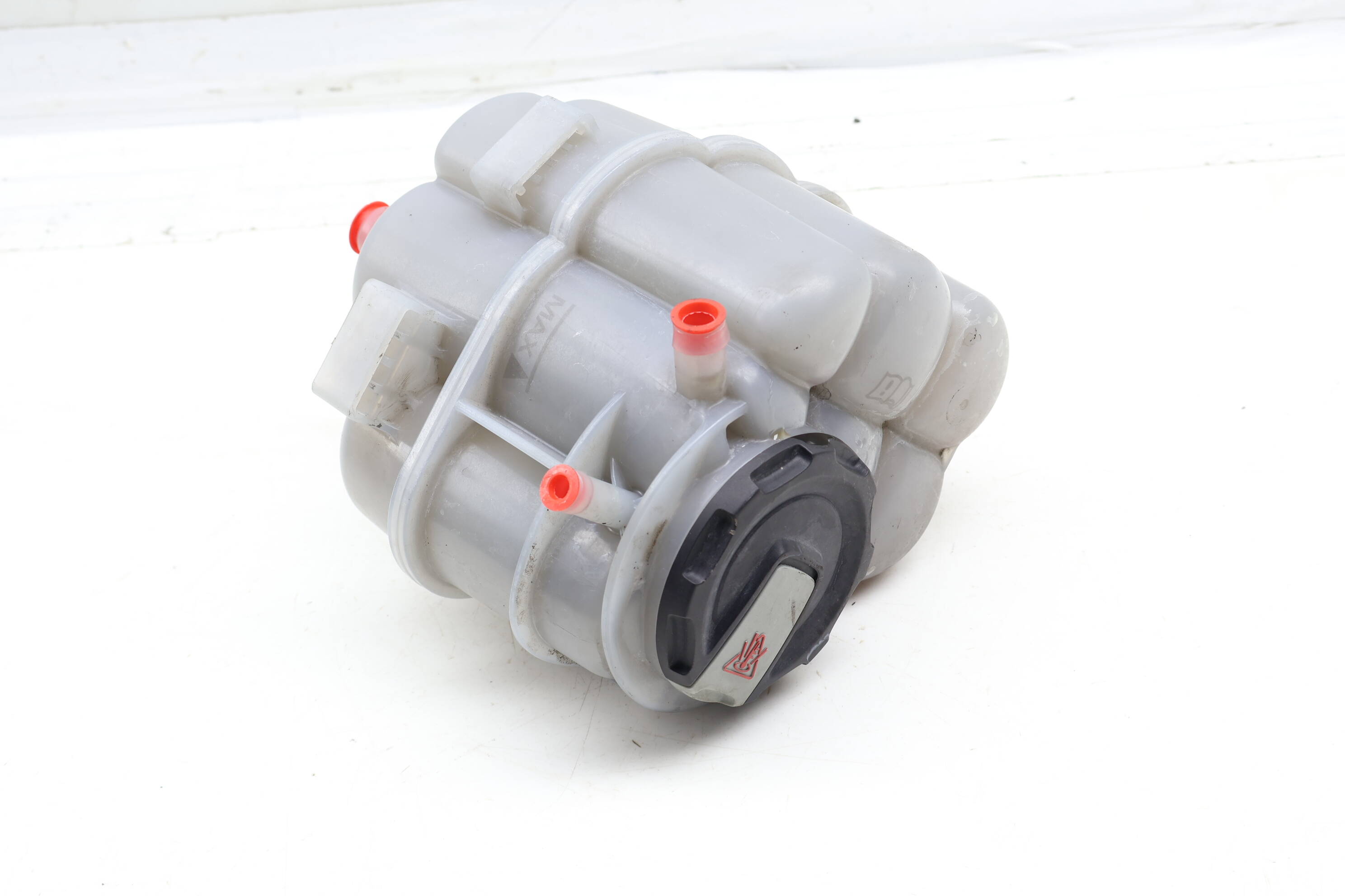 Coolant Reservoir / Tank / Bottle 8W1121405J