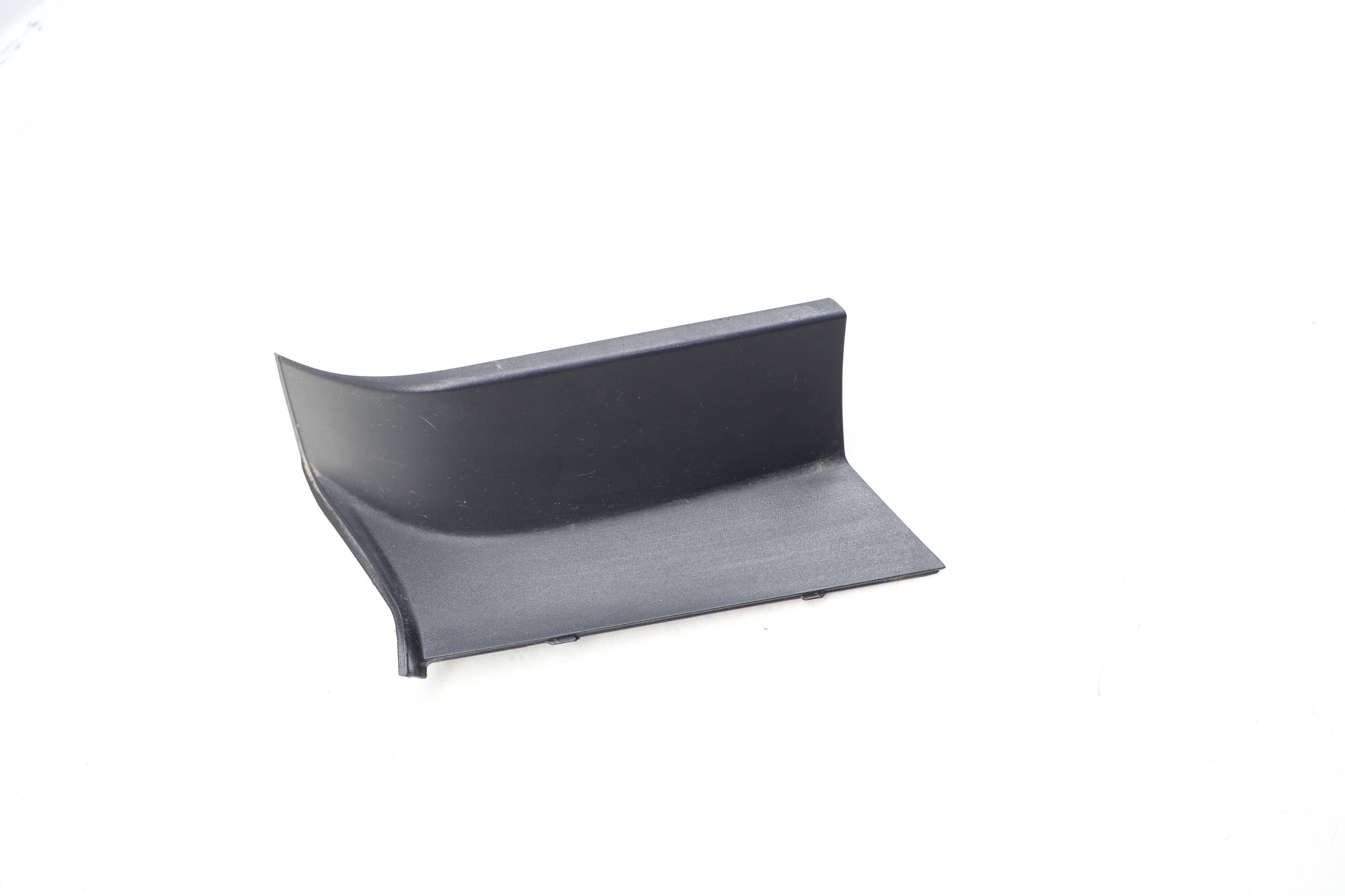 Outer Tail Light / Lamp Trim 4G5945253