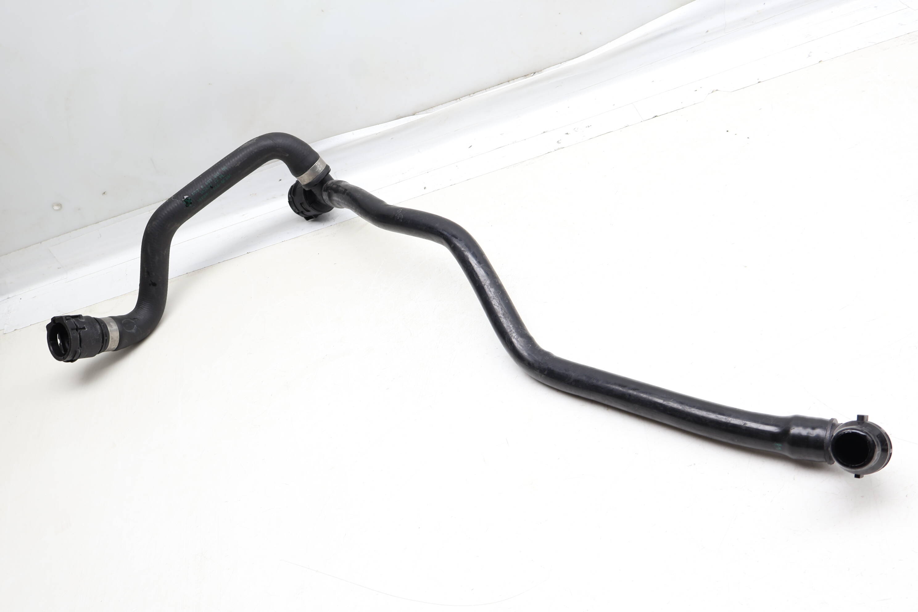 Coolant Pump Pipe / Tube 17128602861