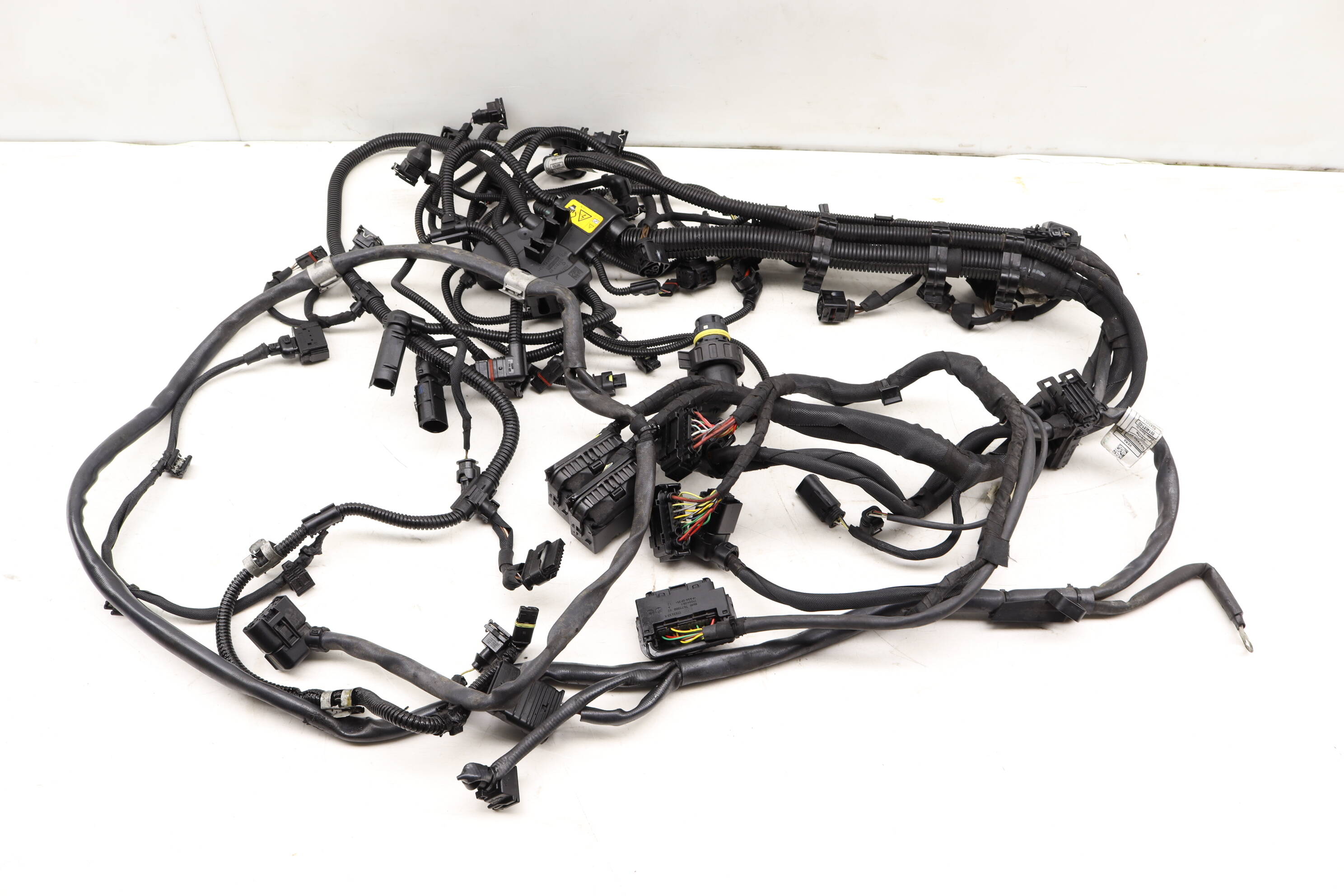 BMW Right Engine Wiring Harness (X5, X6) 12518605652