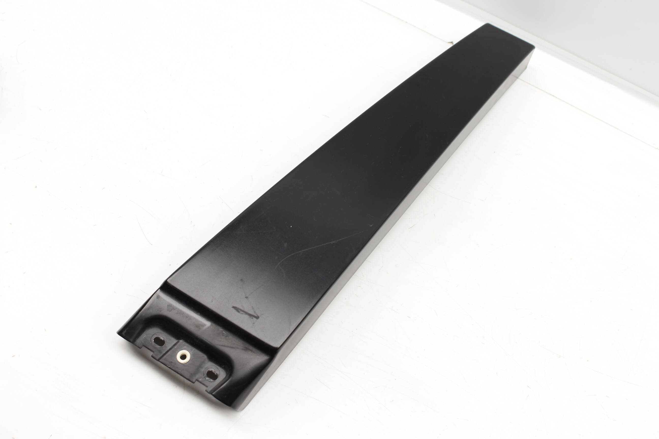 Exterior B Pillar Trim / Cover 7L6853317E